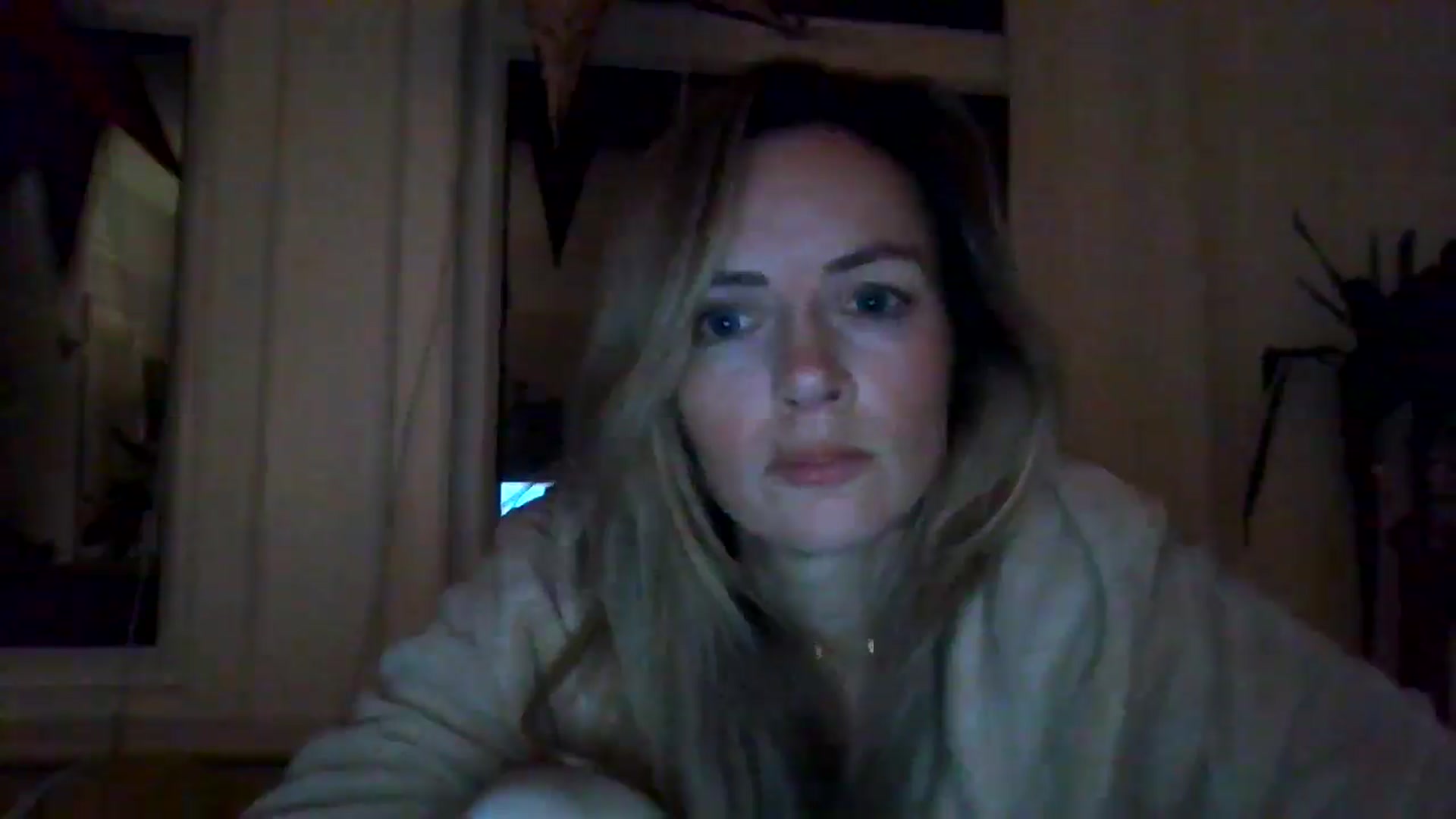 Gallery image thumbnail from Courtney's myfreecams stream on, 05/02/2024, 22:04 image 5 of 20