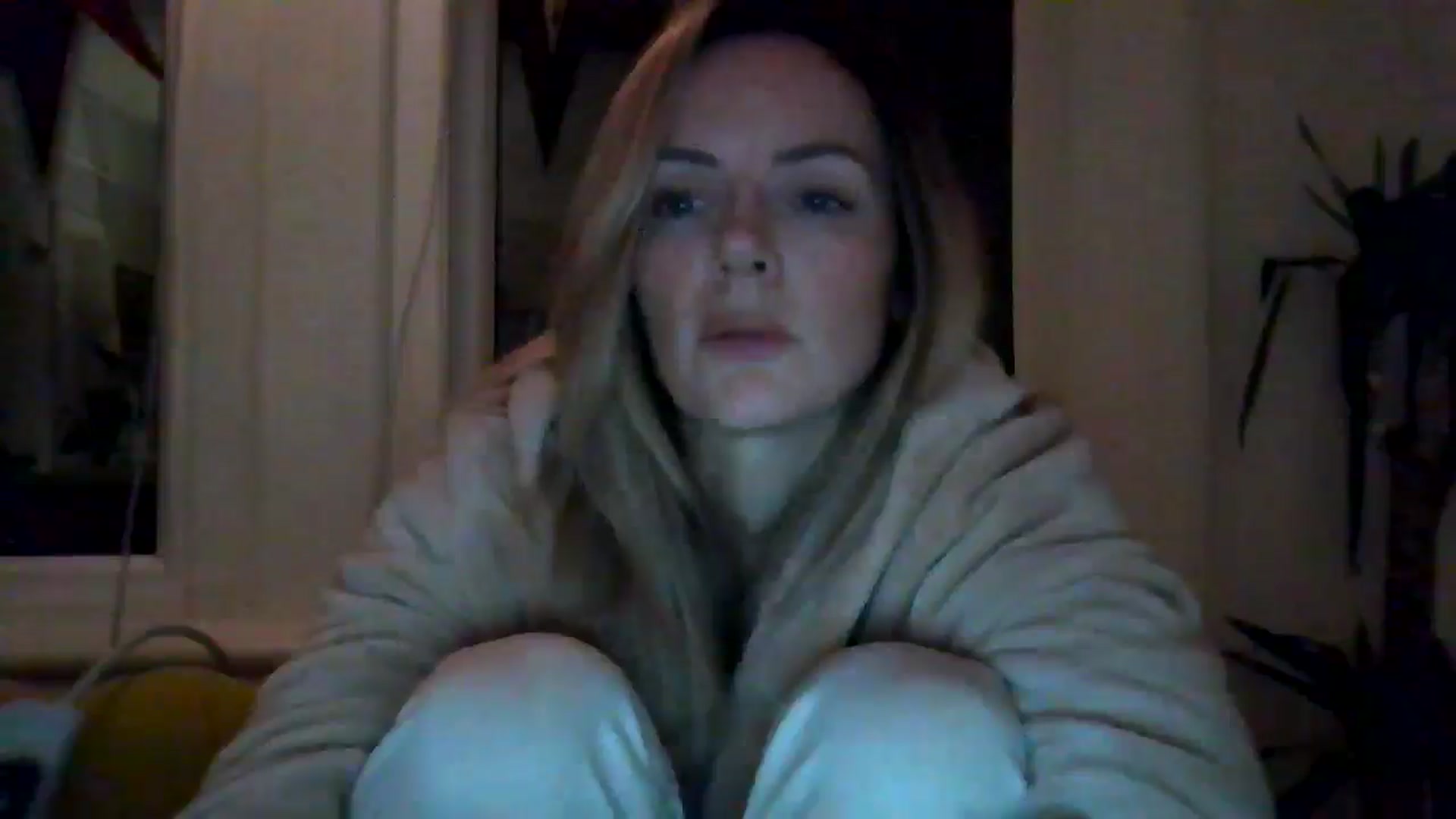 Gallery image thumbnail from Courtney's myfreecams stream on, 05/02/2024, 22:04 image 18 of 20