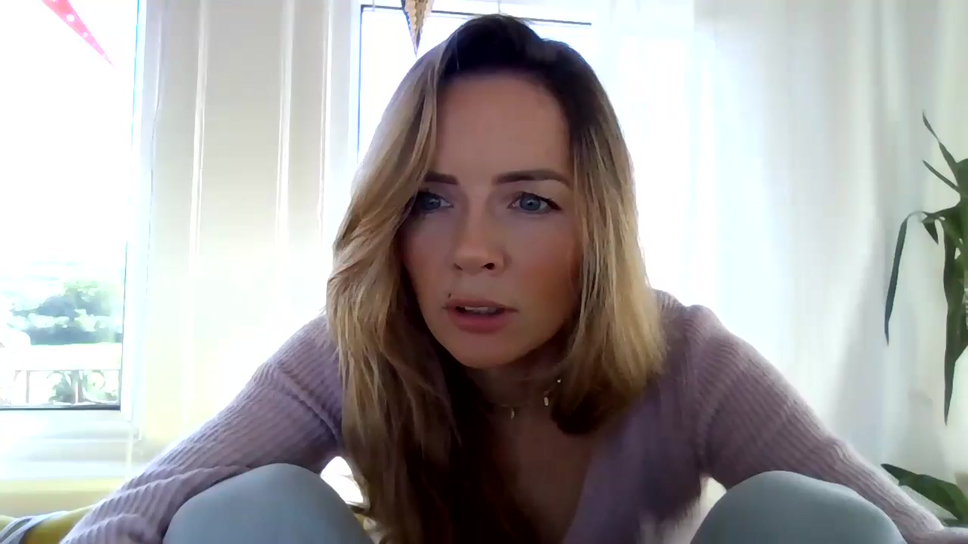 Gallery image thumbnail from Courtney's myfreecams stream on, 05/04/2024, 11:01 image 1 of 20