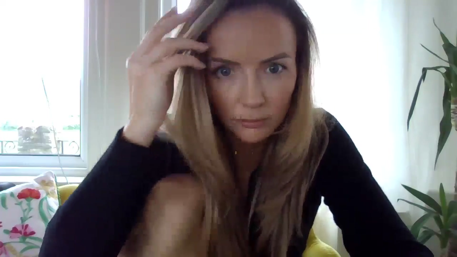 Gallery image thumbnail from Courtney's myfreecams stream on, 05/05/2024, 16:14 image 16 of 20