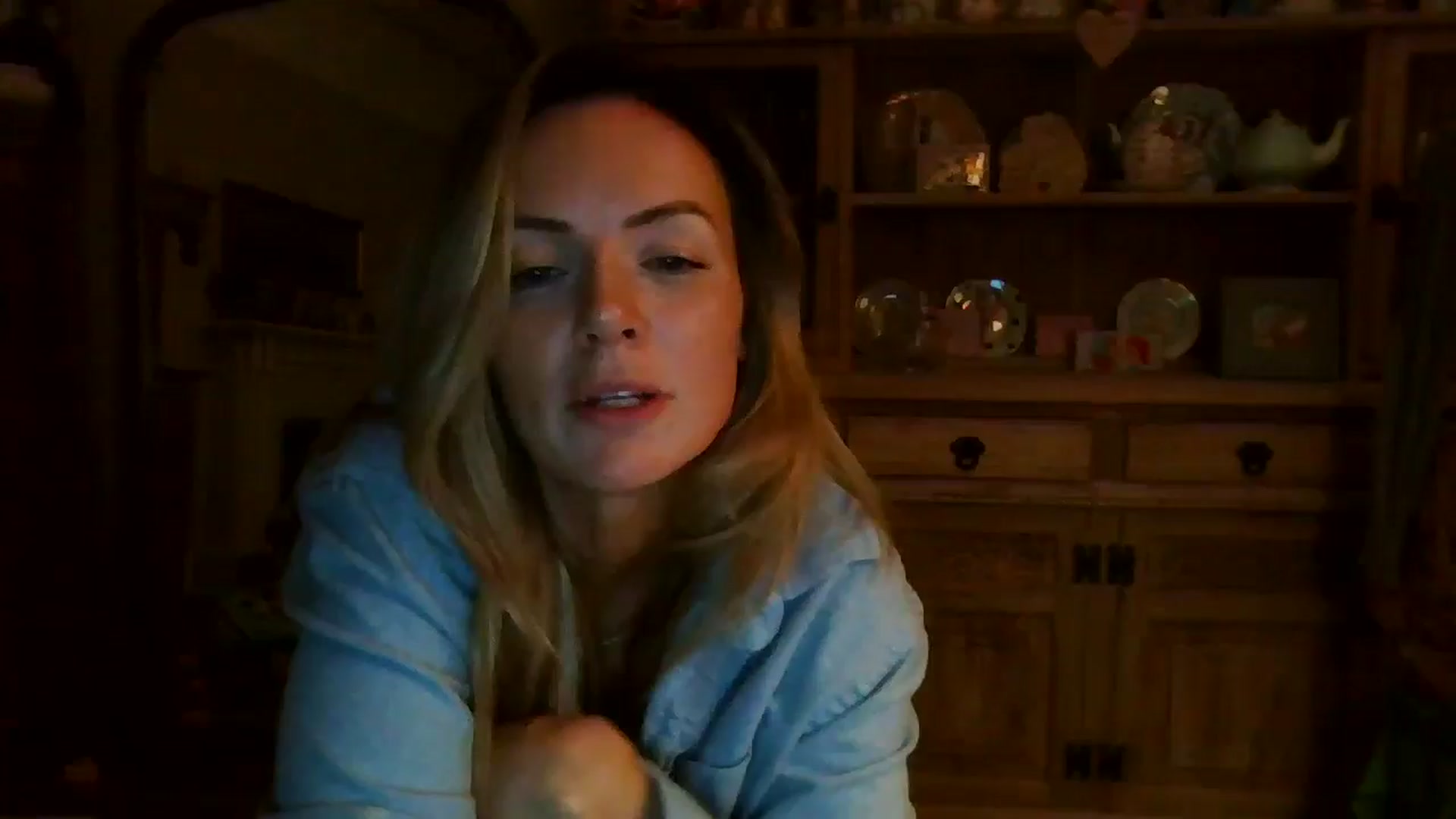 Gallery image thumbnail from Courtney's myfreecams stream on, 05/05/2024, 21:43 image 4 of 20