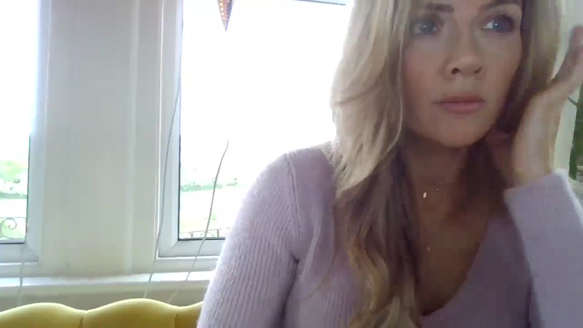 Gallery image thumbnail from Courtney's myfreecams stream on, 05/06/2024, 13:51 image 2 of 20