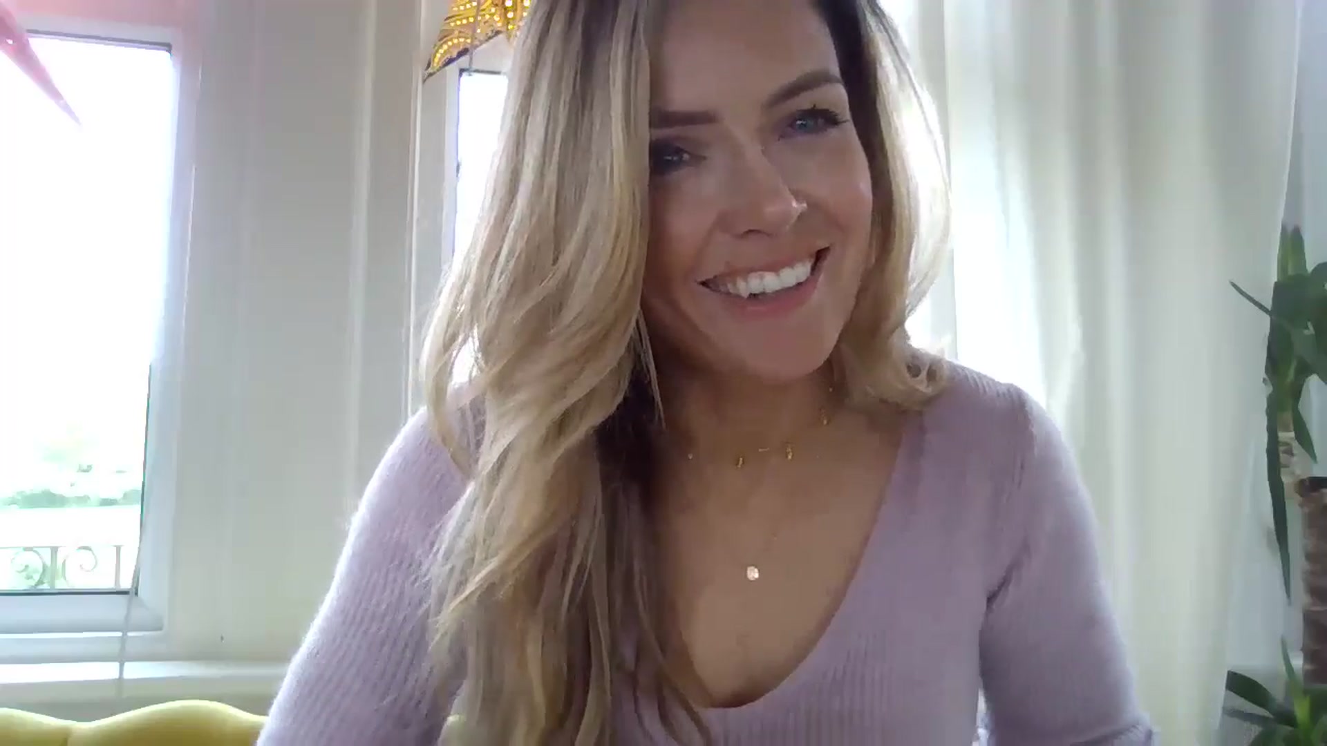 Gallery image thumbnail from Courtney's myfreecams stream on, 05/06/2024, 13:51 image 14 of 20