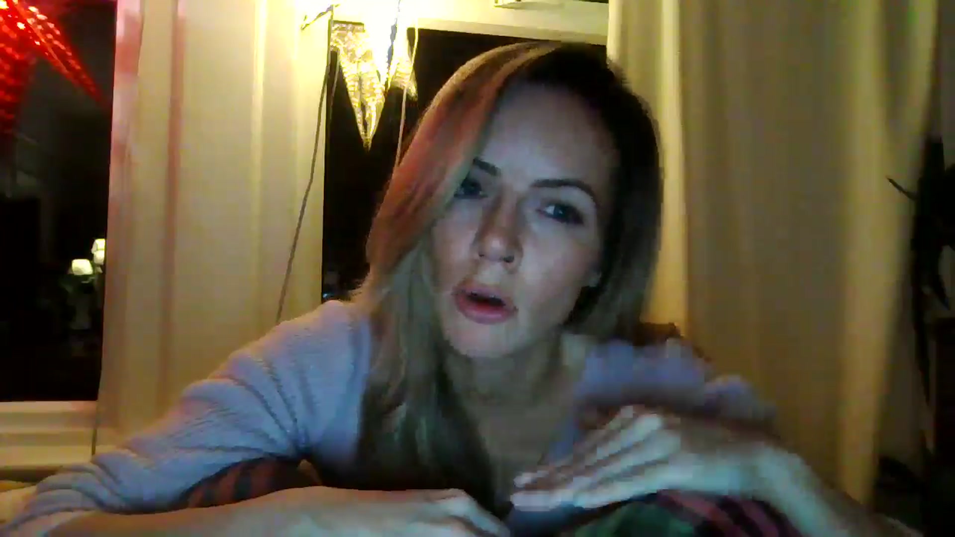 Gallery image thumbnail from Courtney's myfreecams stream on, 05/06/2024, 21:40 image 18 of 20