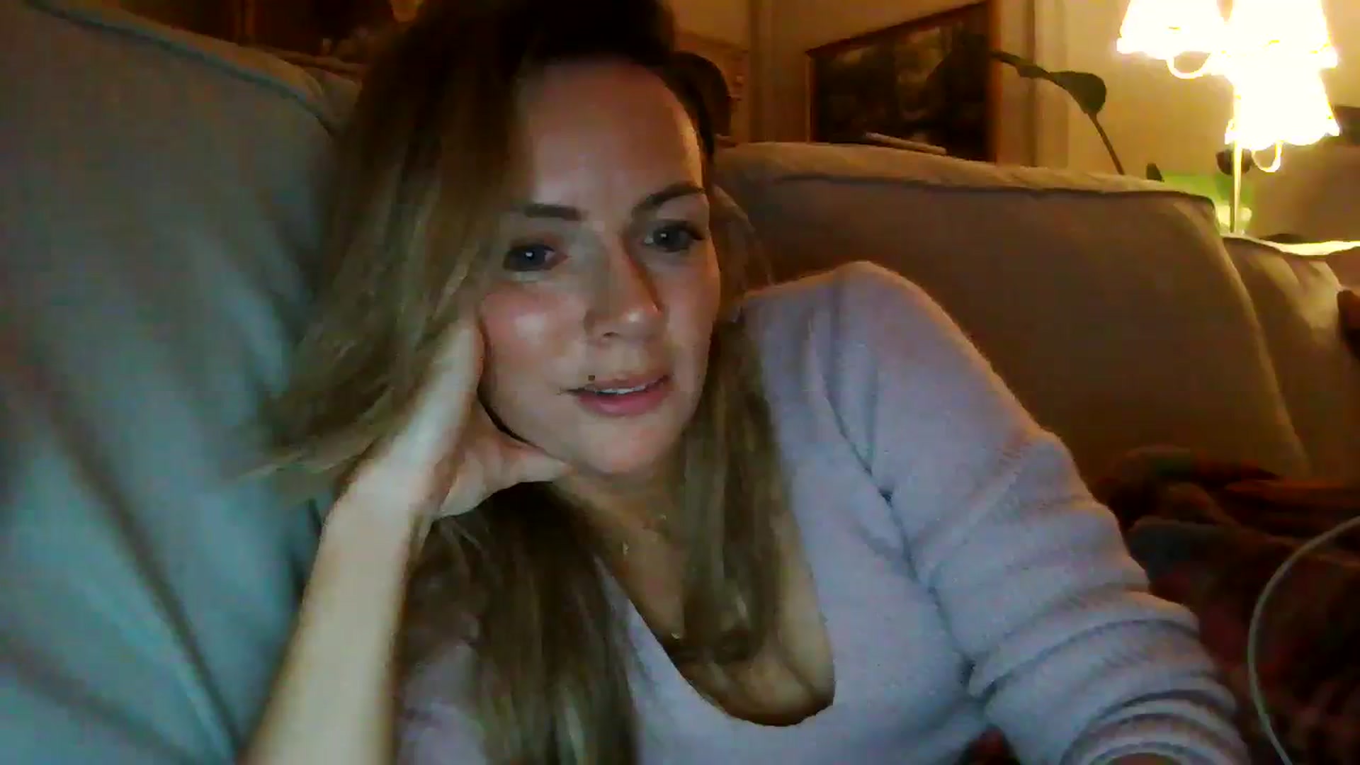 Gallery image thumbnail from Courtney's myfreecams stream on, 05/06/2024, 21:40 image 10 of 20