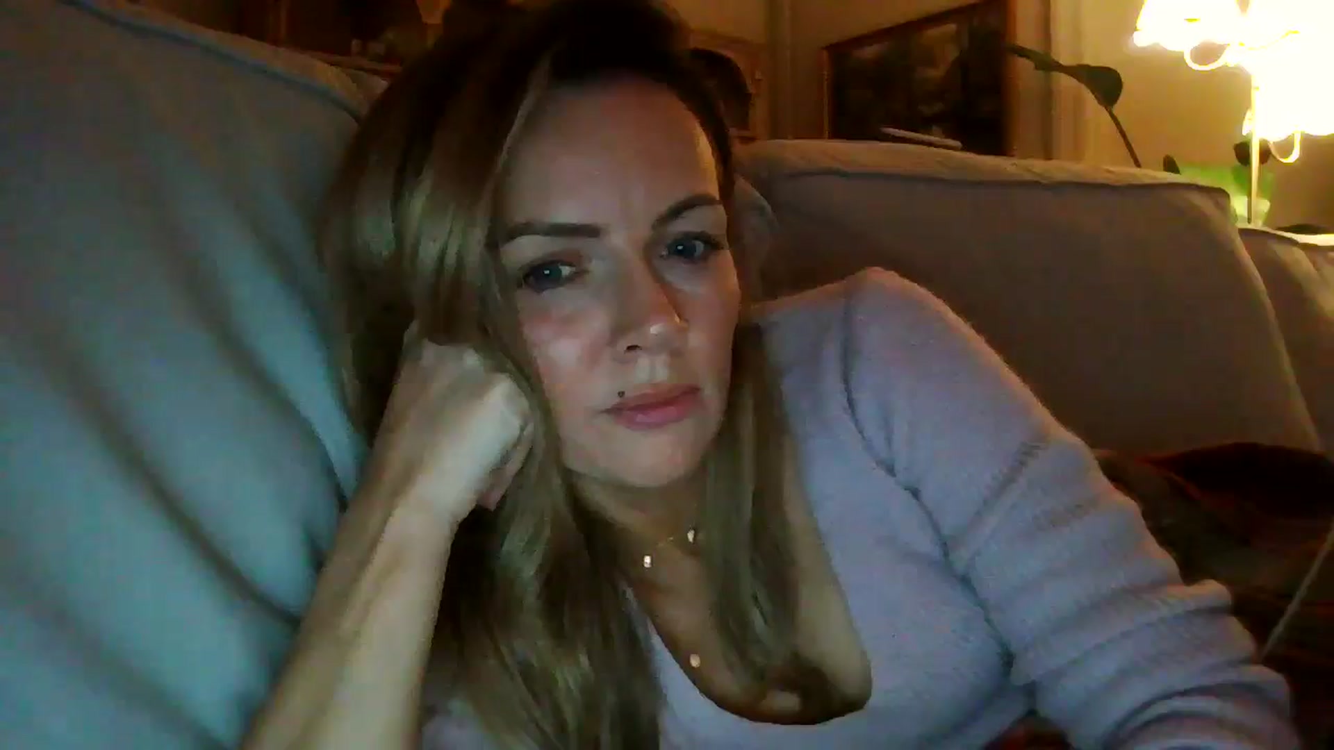 Gallery image thumbnail from Courtney's myfreecams stream on, 05/06/2024, 21:40 image 12 of 20