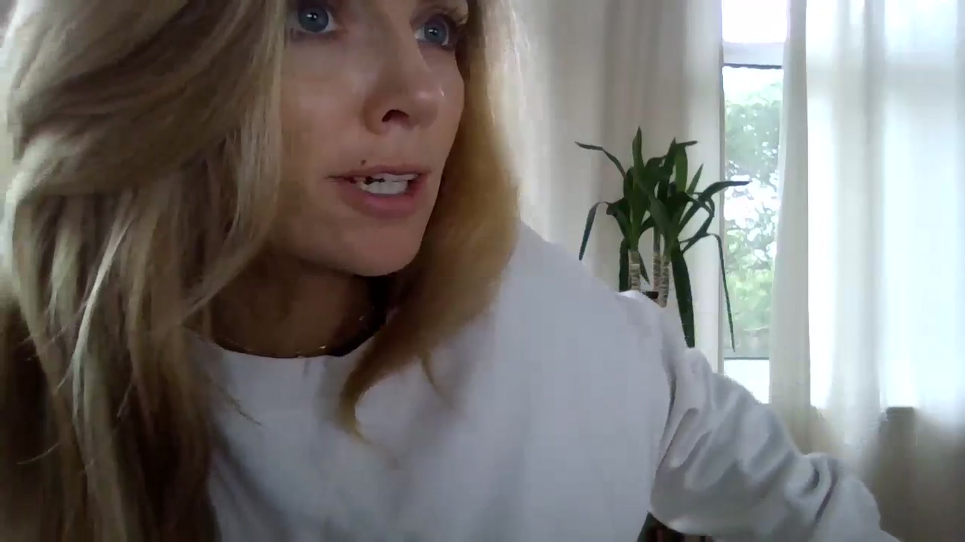 Gallery image thumbnail from Courtney's myfreecams stream on, 05/07/2024, 14:28 image 3 of 20