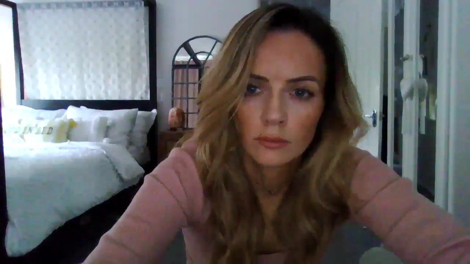 Gallery image thumbnail from Courtney's myfreecams stream on, 05/07/2024, 15:07 image 16 of 20