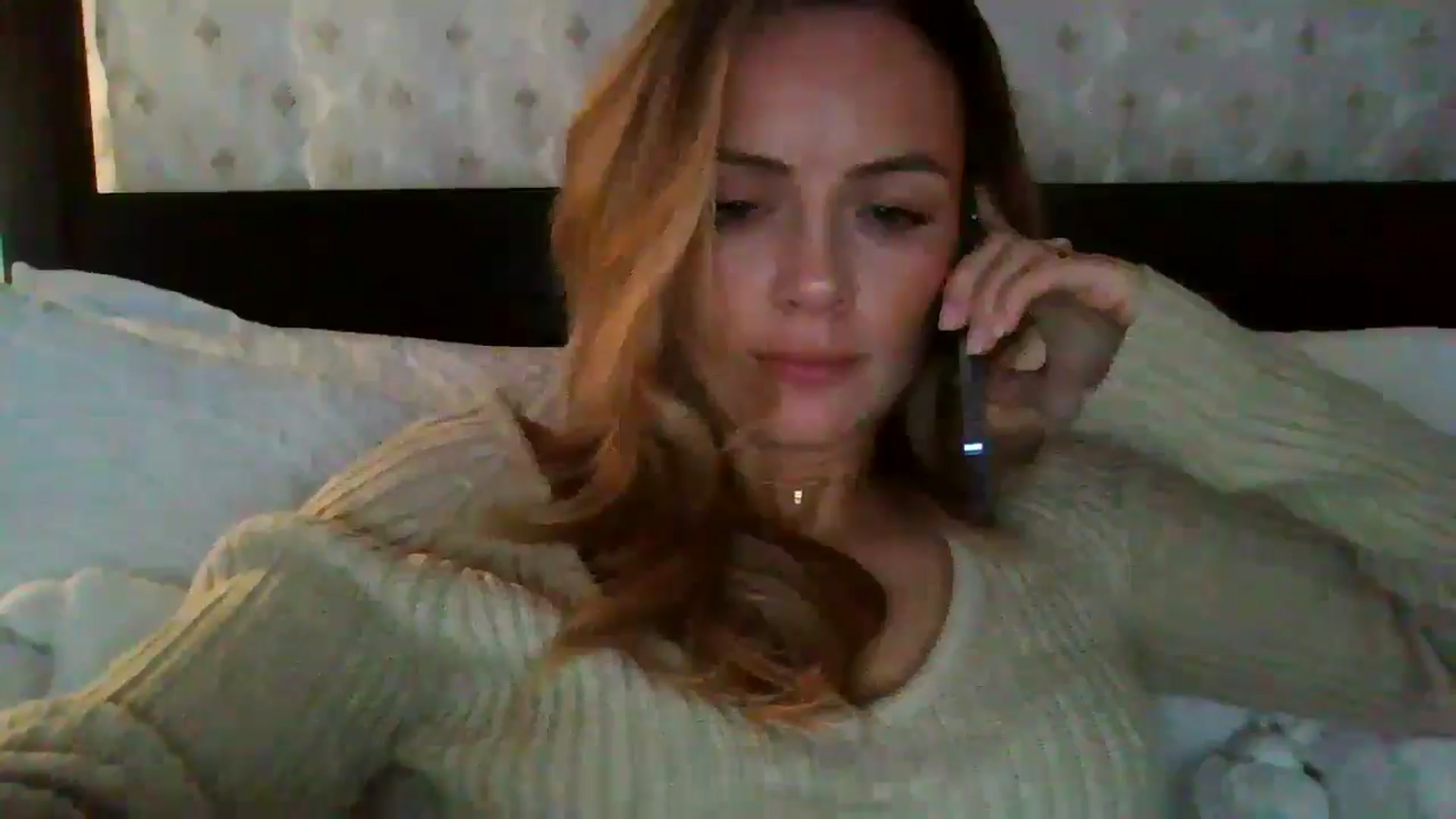 Gallery image thumbnail from Courtney's myfreecams stream on, 05/07/2024, 16:35 image 7 of 20