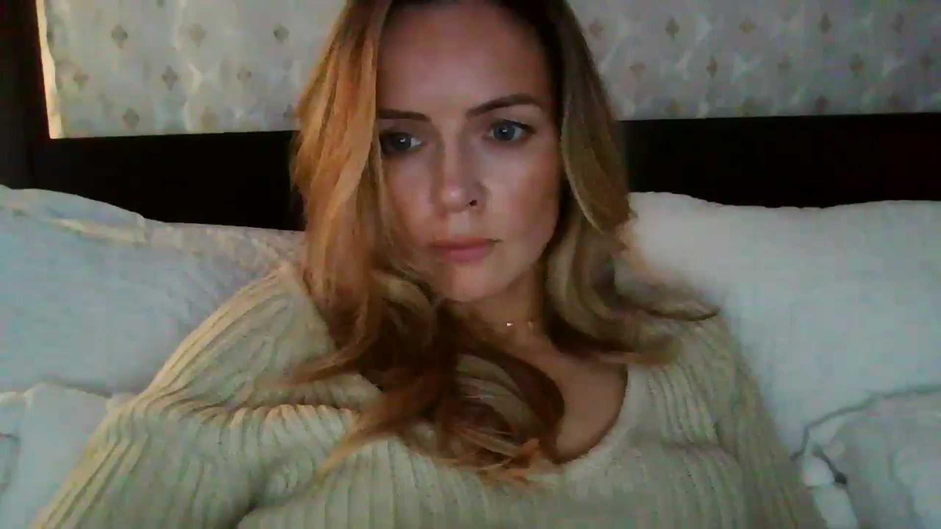 Gallery image thumbnail from Courtney's myfreecams stream on, 05/07/2024, 16:35 image 8 of 20