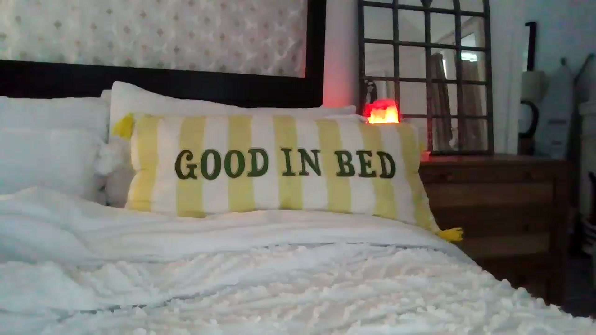 Gallery image thumbnail from Courtney's myfreecams stream on, 05/07/2024, 16:35 image 17 of 20