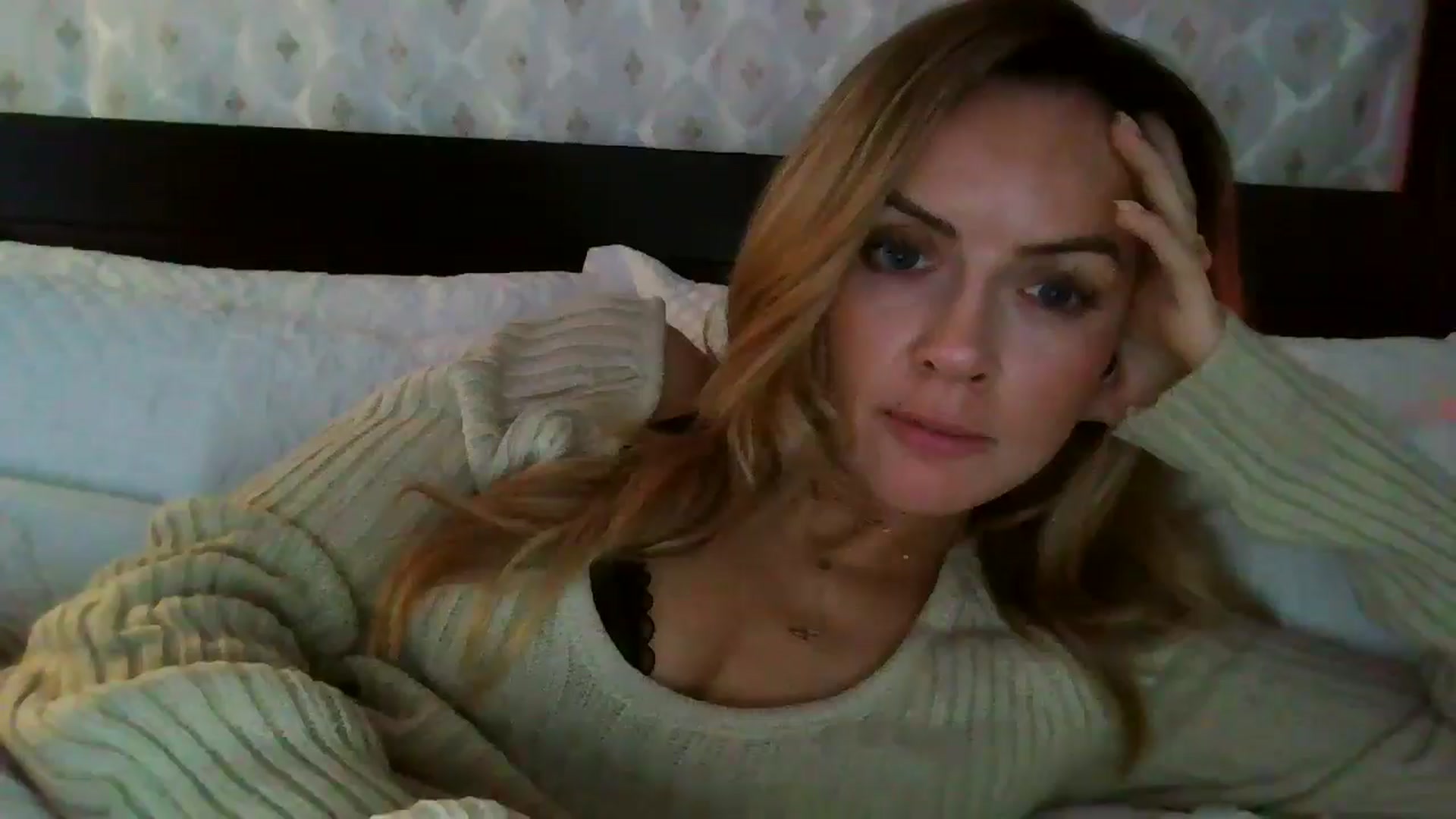 Gallery image thumbnail from Courtney's myfreecams stream on, 05/07/2024, 16:35 image 16 of 20
