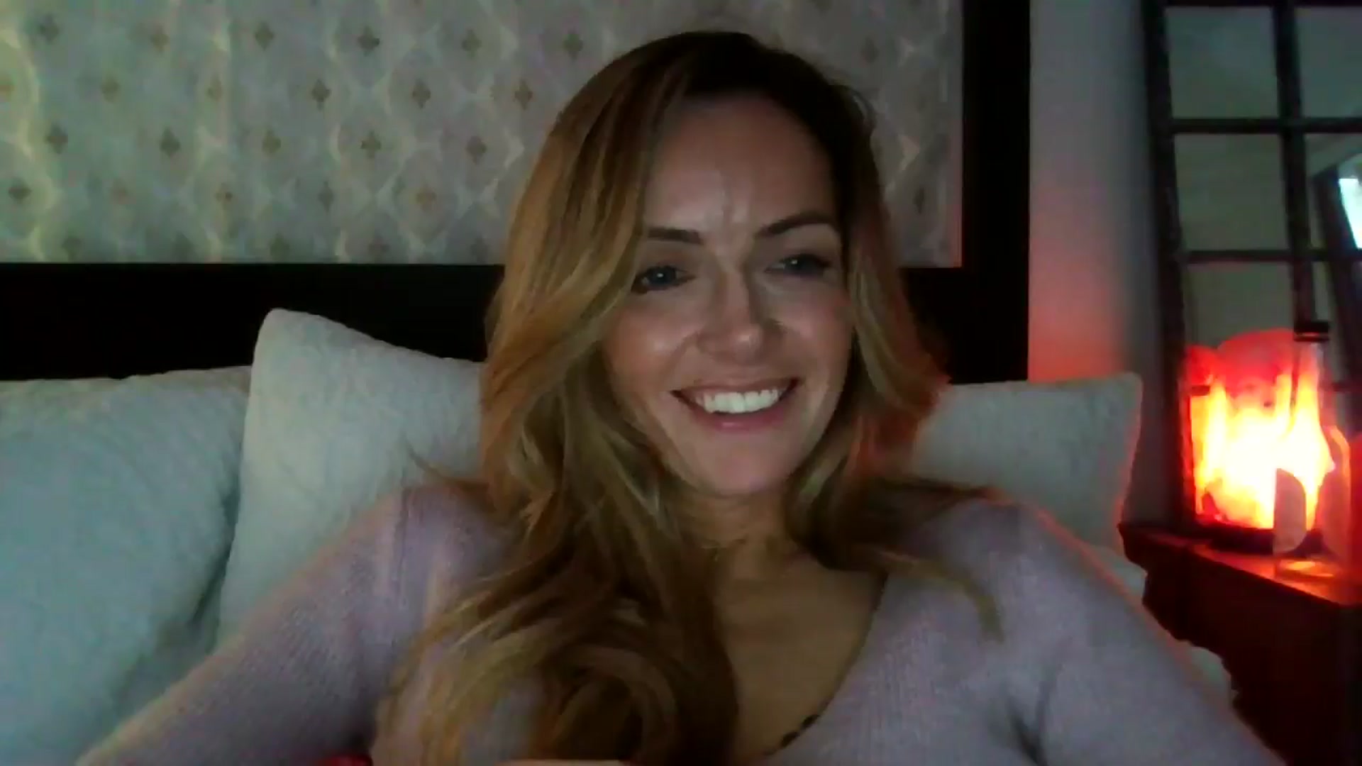 Gallery image thumbnail from Courtney's myfreecams stream on, 05/07/2024, 17:19 image 17 of 20