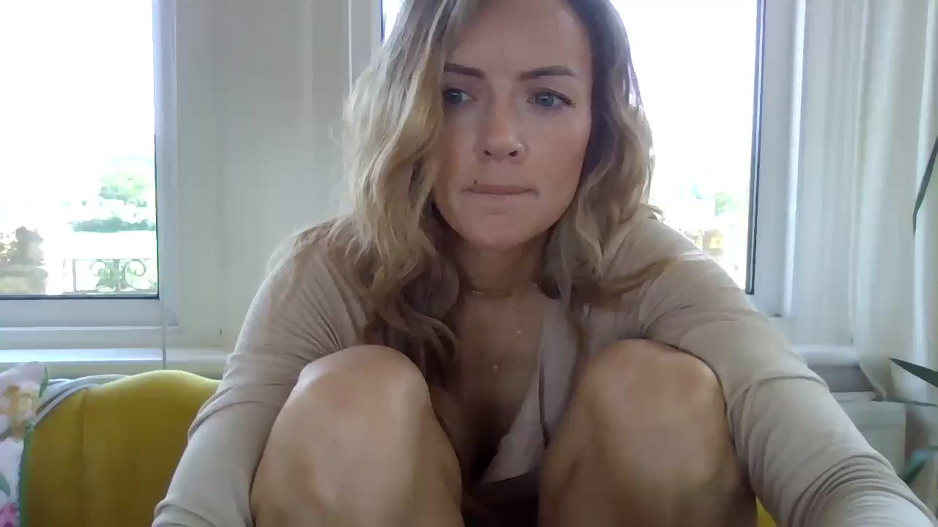 Gallery image thumbnail from Courtney's myfreecams stream on, 05/09/2024, 11:36 image 18 of 20