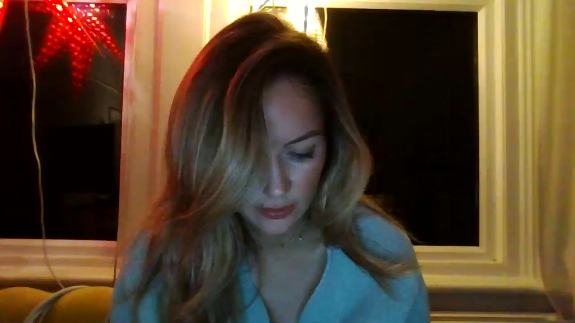 Gallery image thumbnail from Courtney's myfreecams stream on, 05/13/2024, 22:10 image 14 of 20