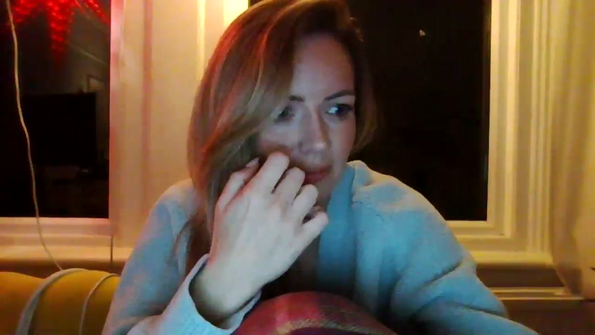 Gallery image thumbnail from Courtney's myfreecams stream on, 05/13/2024, 22:41 image 10 of 20
