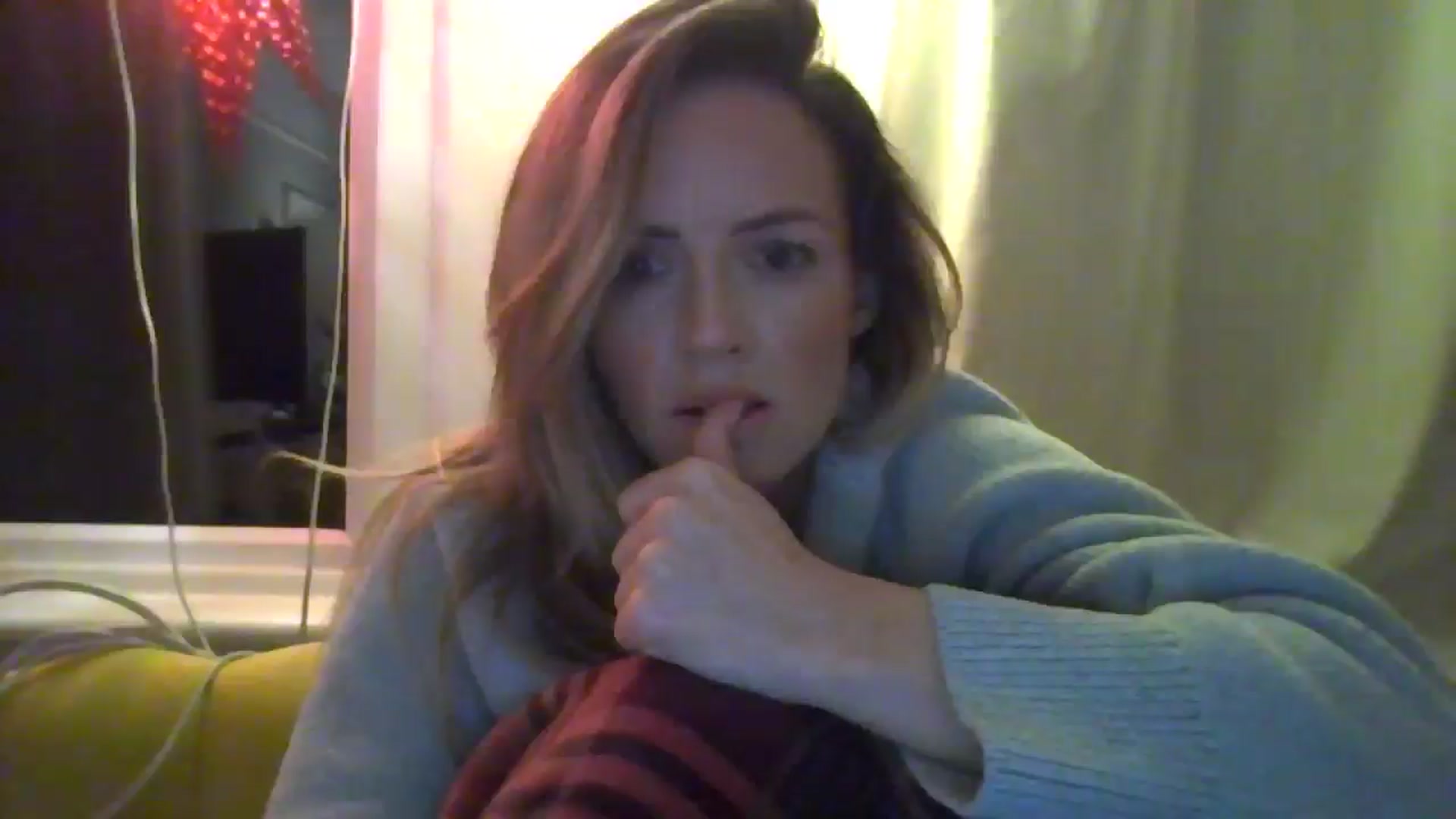 Gallery image thumbnail from Courtney's myfreecams stream on, 05/13/2024, 23:06 image 11 of 20