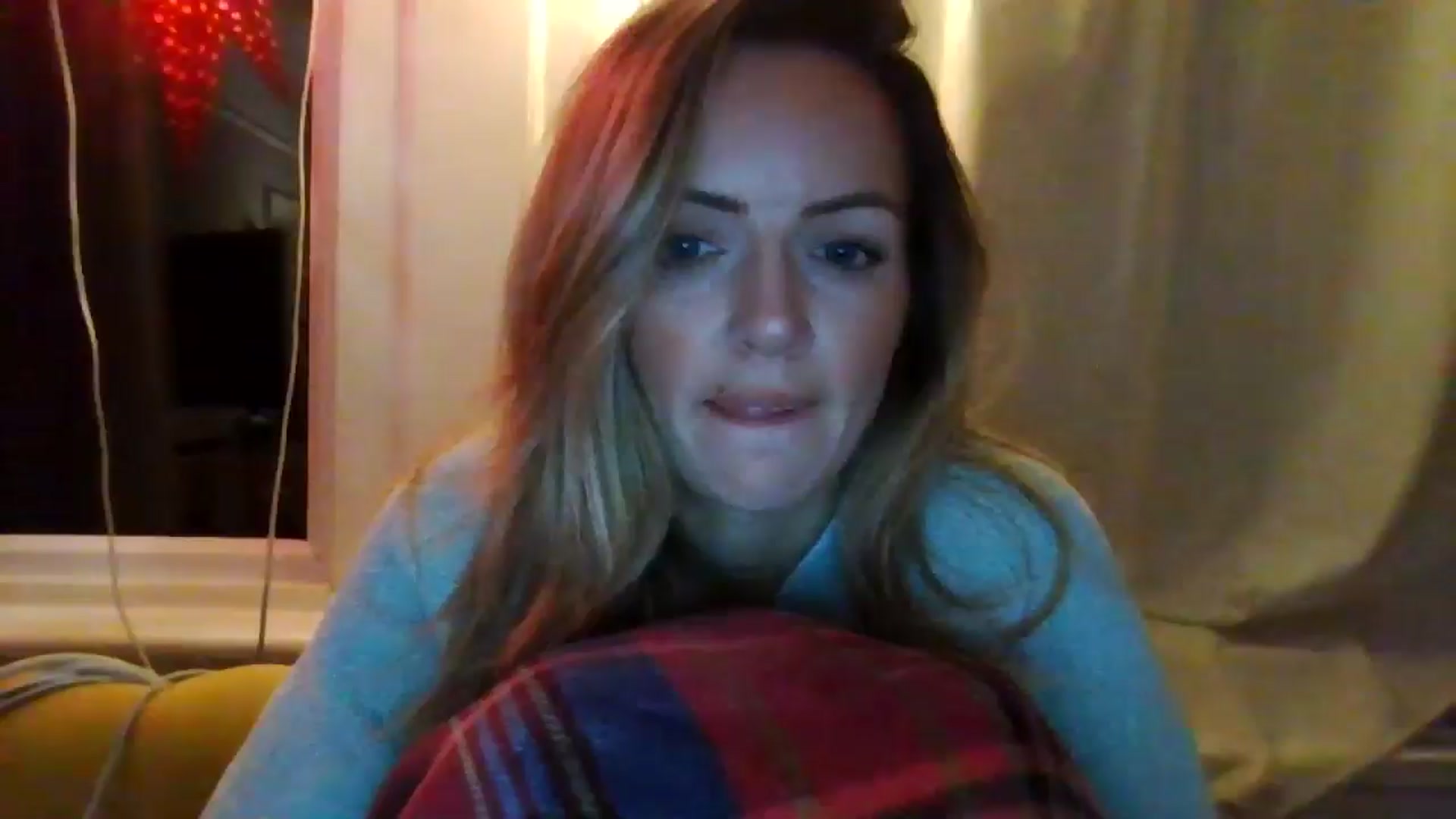 Gallery image thumbnail from Courtney's myfreecams stream on, 05/13/2024, 23:06 image 4 of 20