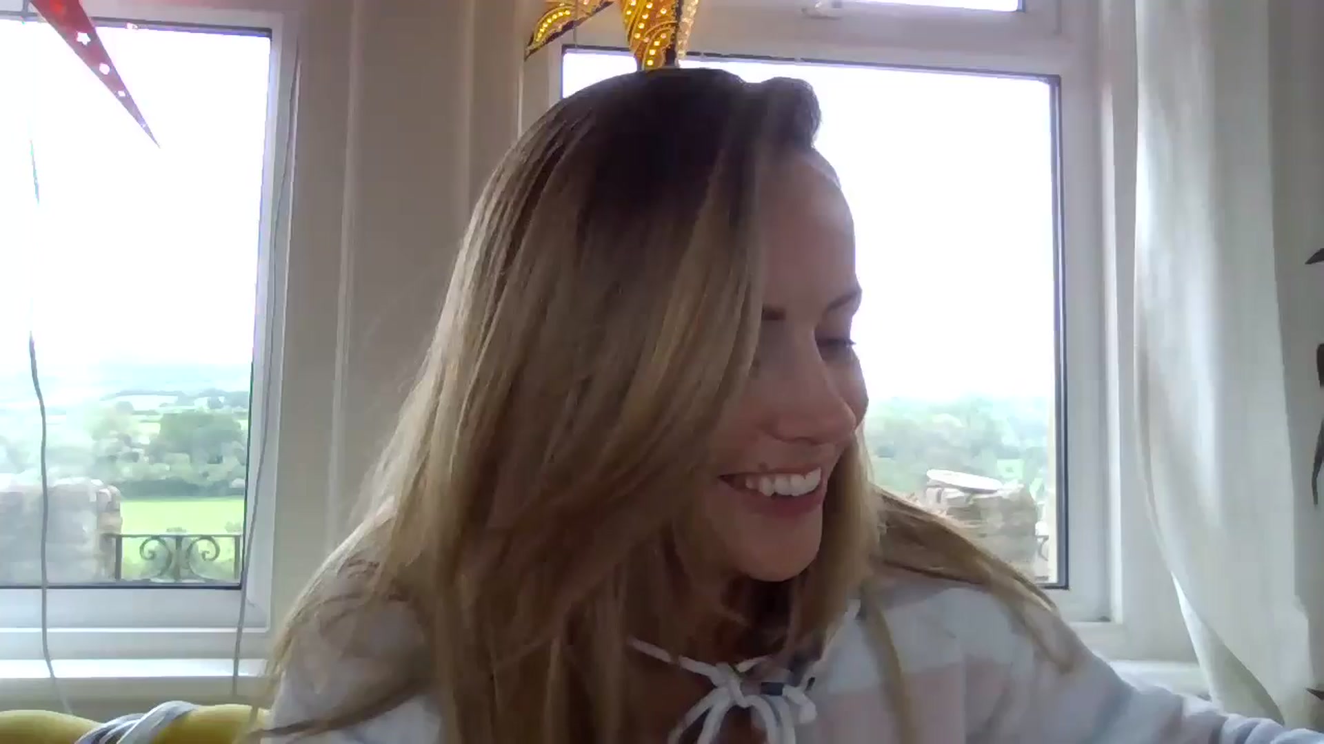 Gallery image thumbnail from Courtney's myfreecams stream on, 05/14/2024, 16:24 image 12 of 20