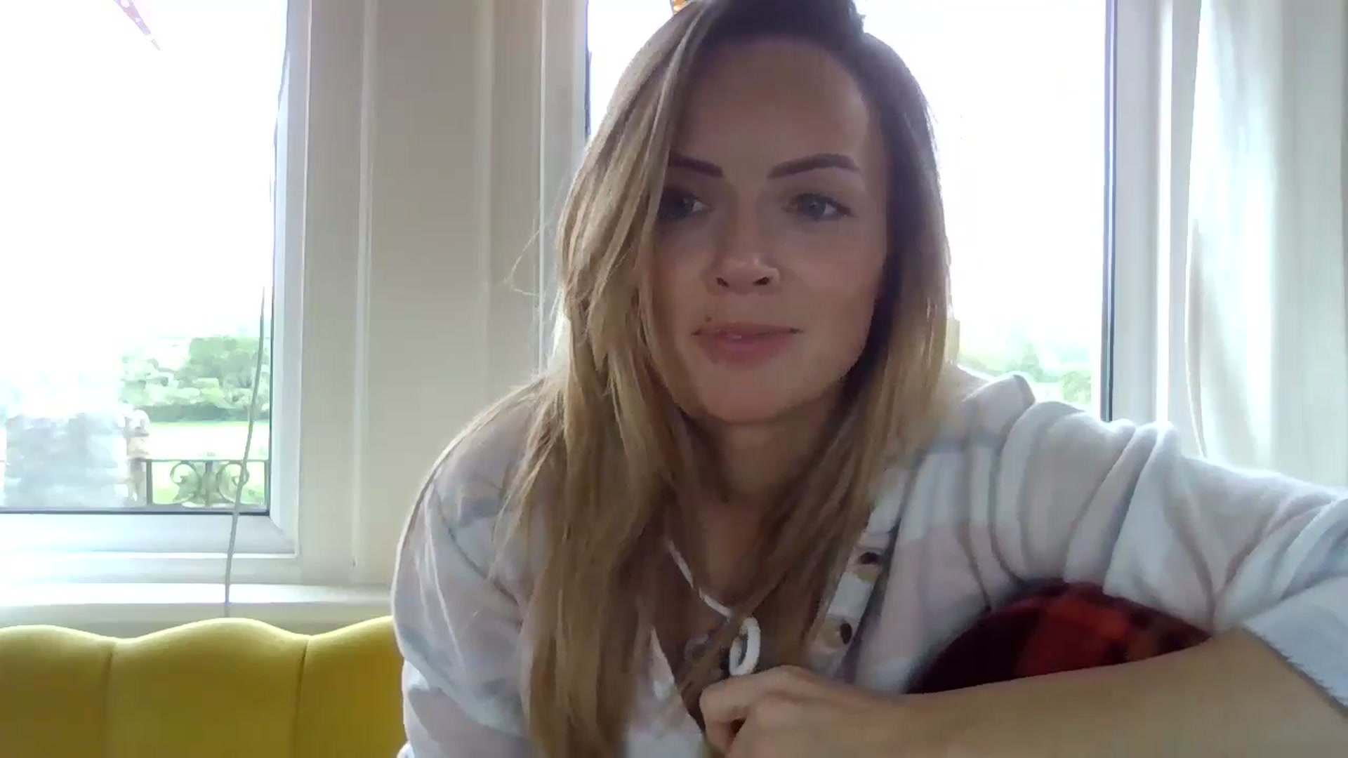 Gallery image thumbnail from Courtney's myfreecams stream on, 05/14/2024, 16:24 image 17 of 20