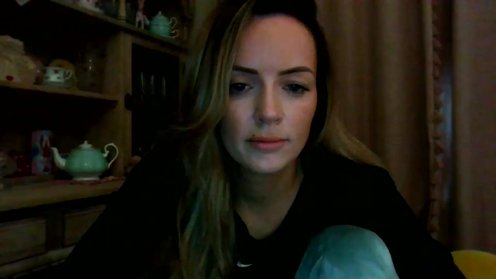 Gallery image thumbnail from Courtney's myfreecams stream on, 05/31/2024, 11:04 image 17 of 20