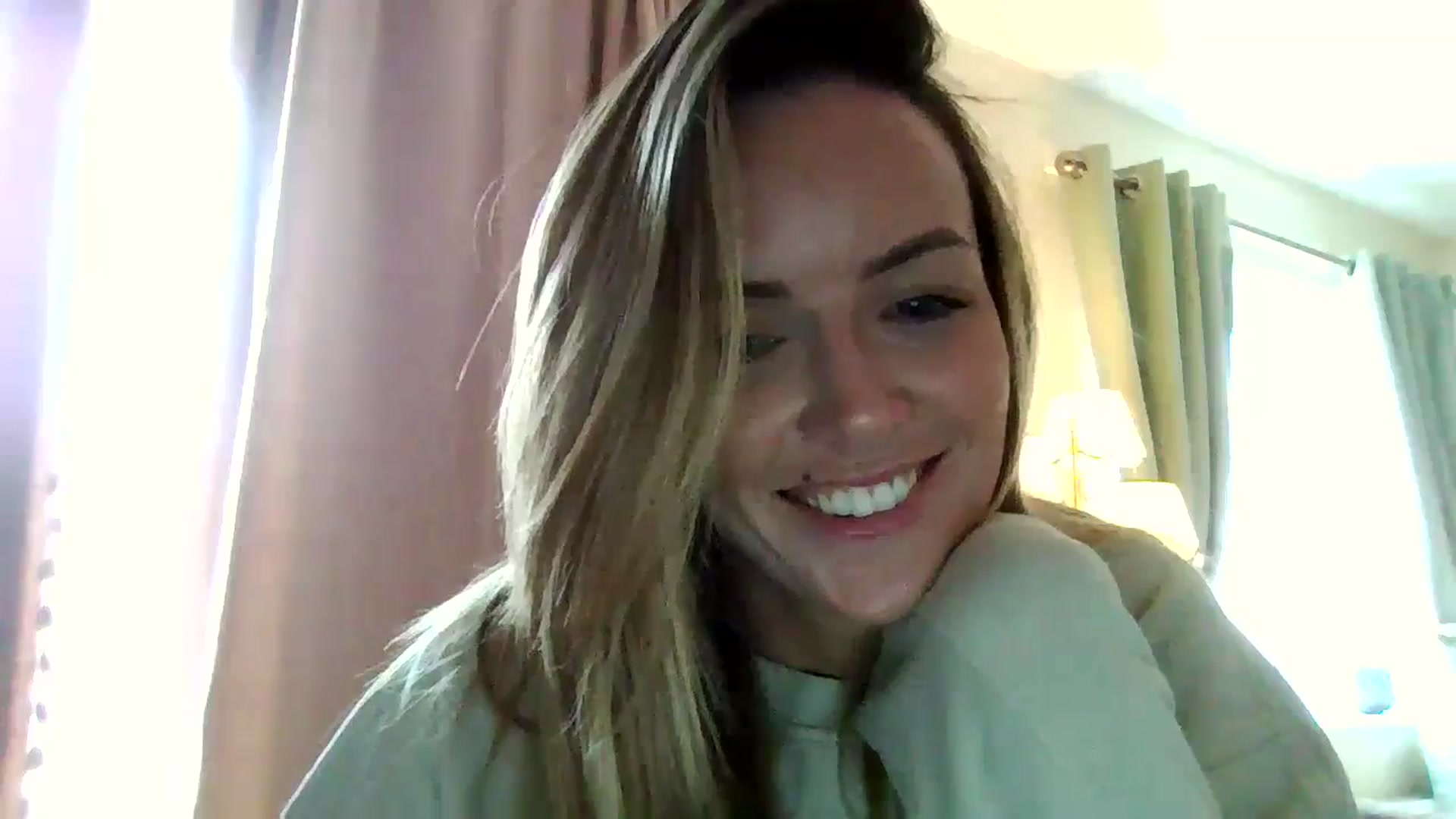 Gallery image thumbnail from Courtney's myfreecams stream on, 06/03/2024, 11:38 image 9 of 20