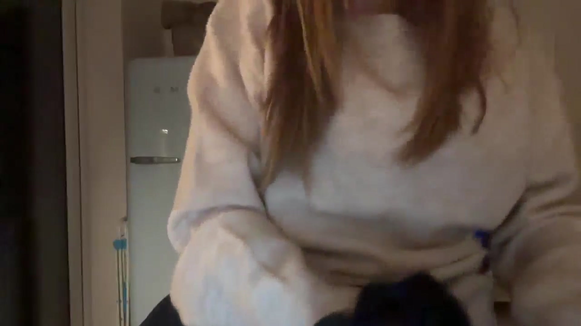 Gallery image thumbnail from Courtney's myfreecams stream on, 05/17/2025, 22:57 image 17 of 20