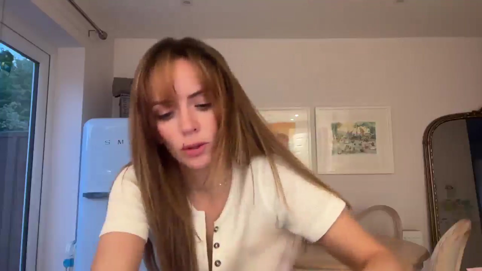 Gallery image thumbnail from Courtney's myfreecams stream on, 05/17/2025, 22:57 image 5 of 20