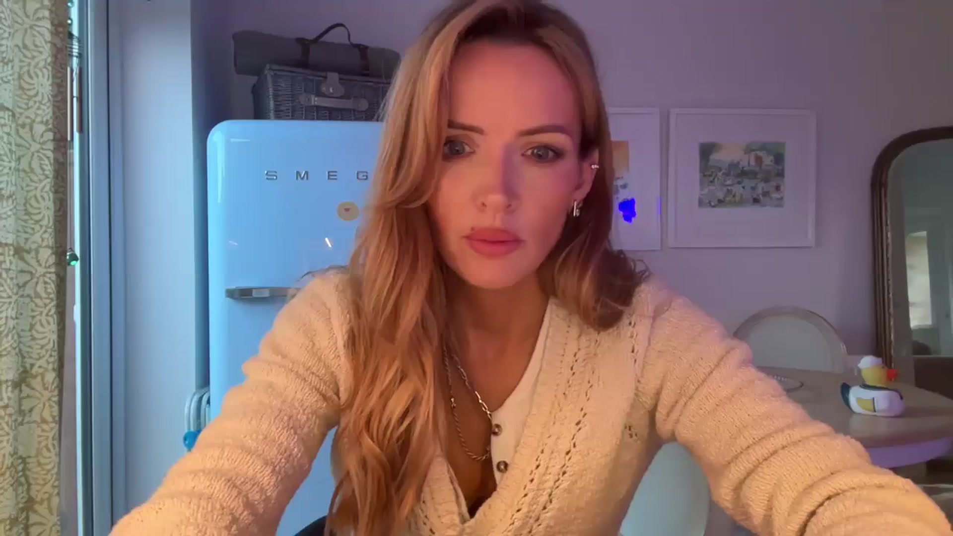 Gallery image thumbnail from Courtney's myfreecams stream on, 06/10/2025, 23:11 image 2 of 20