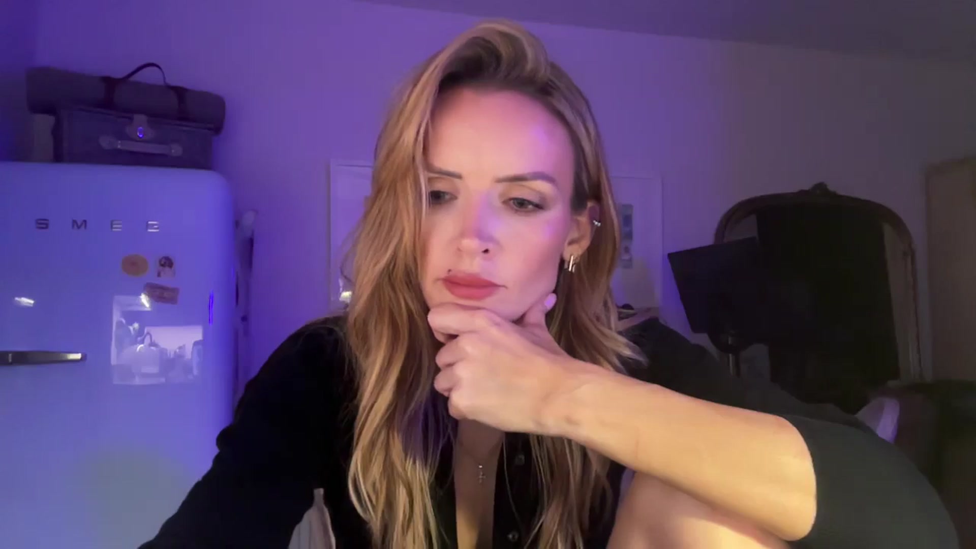 Gallery image thumbnail from Courtney's myfreecams stream on, 06/13/2025, 23:22 image 18 of 20