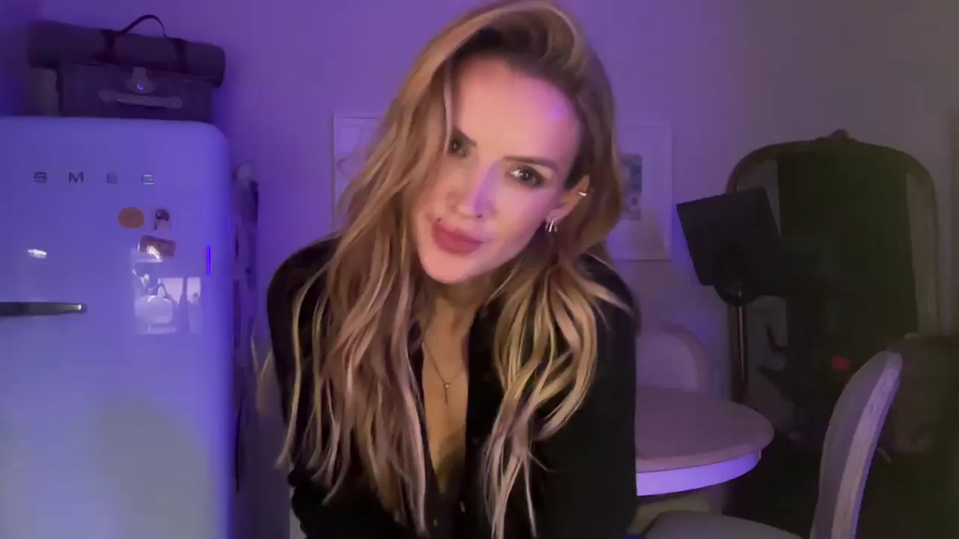 Gallery image thumbnail from Courtney's myfreecams stream on, 06/13/2025, 23:22 image 16 of 20