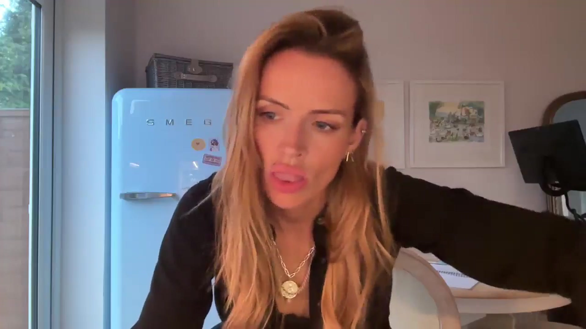 Gallery image thumbnail from Courtney's myfreecams stream on, 06/20/2025, 21:52 image 3 of 20