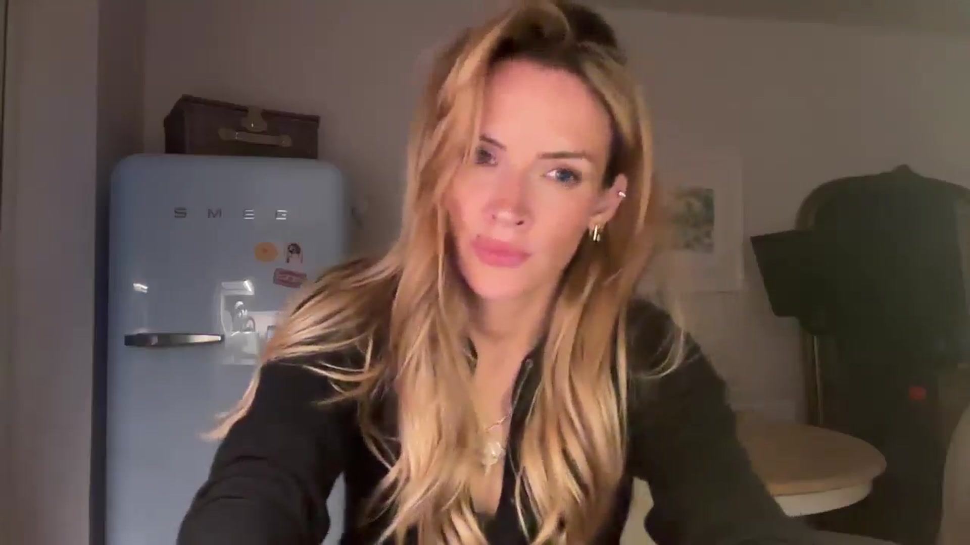 Gallery image thumbnail from Courtney's myfreecams stream on, 06/20/2025, 21:52 image 14 of 20