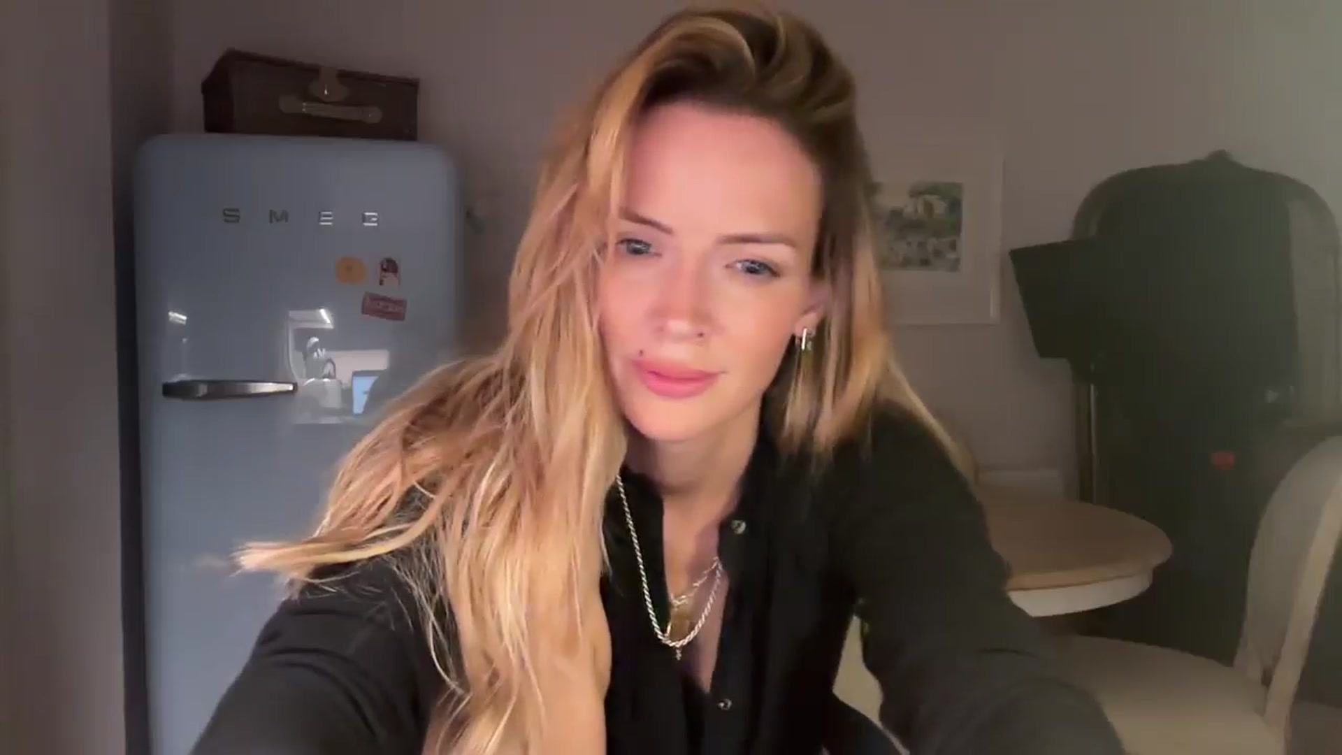 Gallery image thumbnail from Courtney's myfreecams stream on, 06/20/2025, 21:52 image 18 of 20