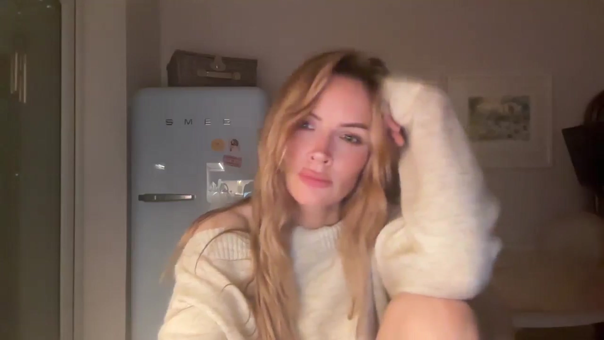 Gallery image thumbnail from Courtney's myfreecams stream on, 06/29/2025, 22:35 image 16 of 20