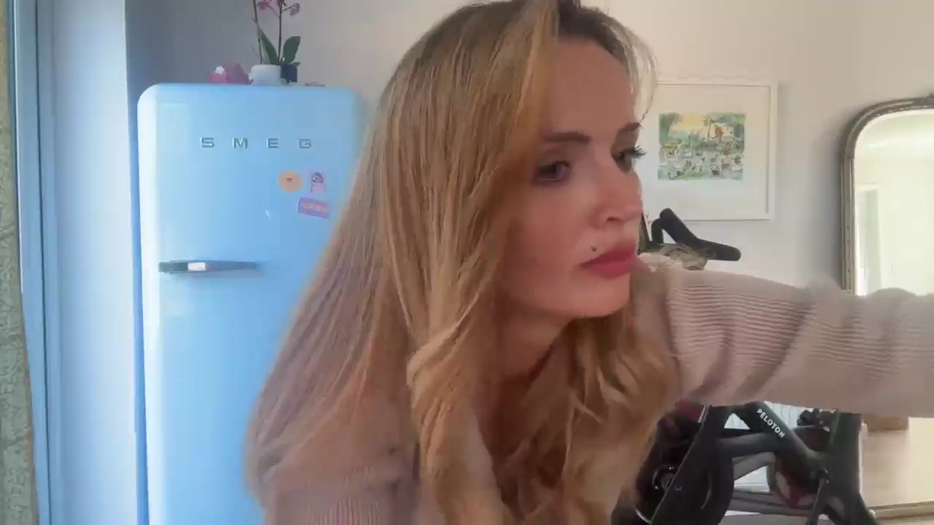 Gallery image thumbnail from Courtney's myfreecams stream on, 07/08/2025, 15:37 image 17 of 20