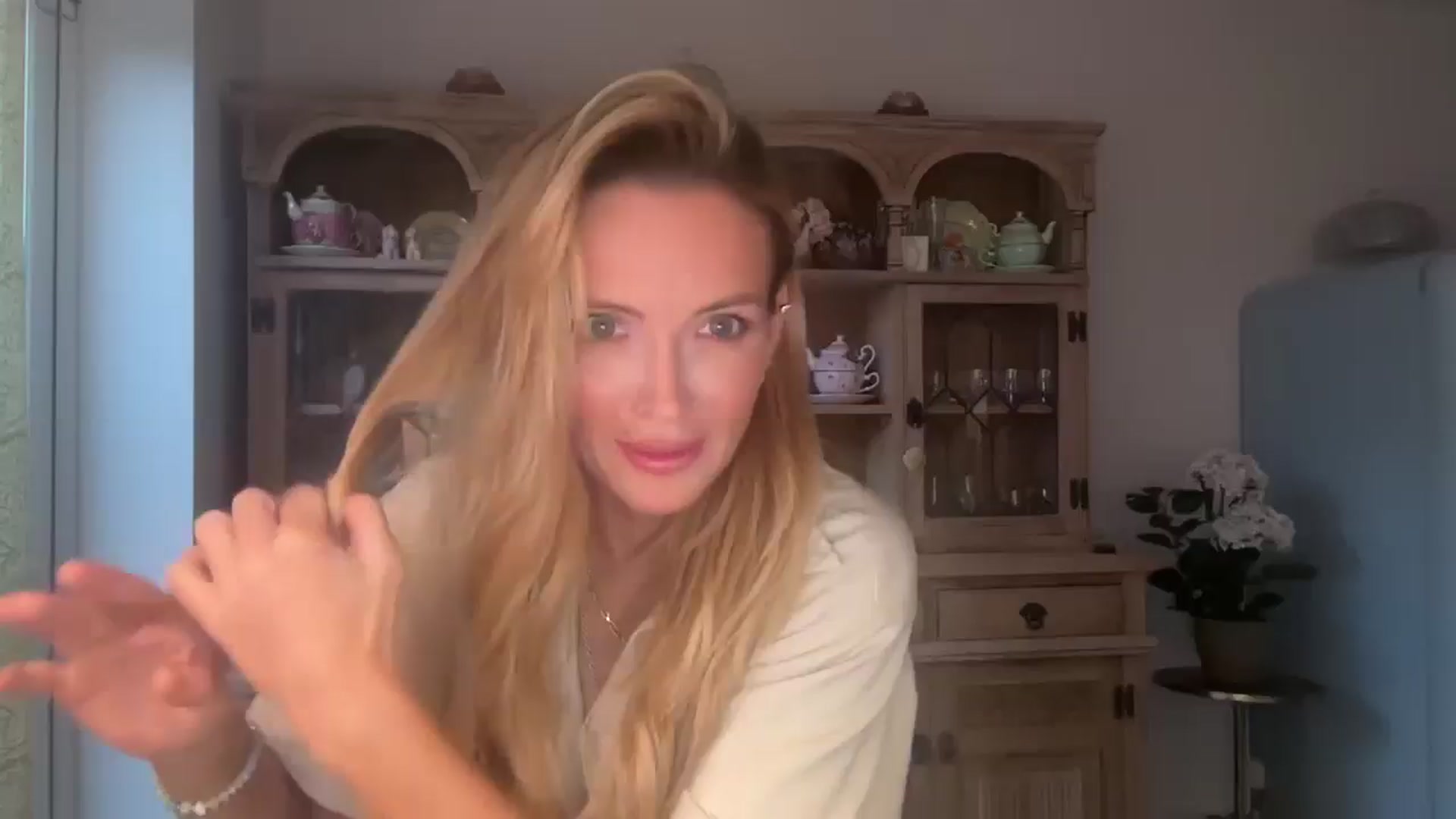 Gallery image thumbnail from Courtney's myfreecams stream on, 07/15/2025, 22:10 image 1 of 20