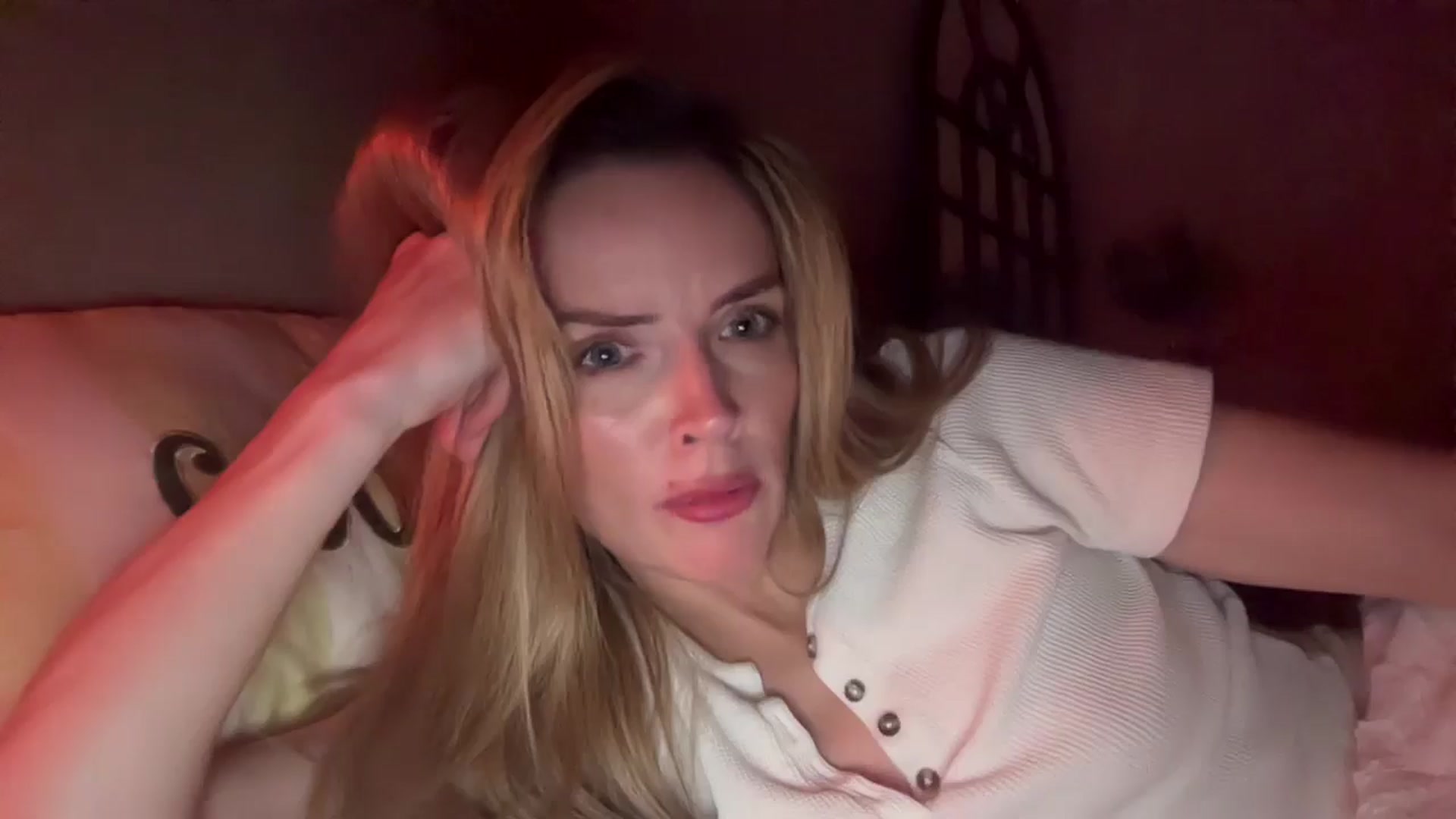 Gallery image thumbnail from Courtney's myfreecams stream on, 07/27/2025, 22:15 image 16 of 20