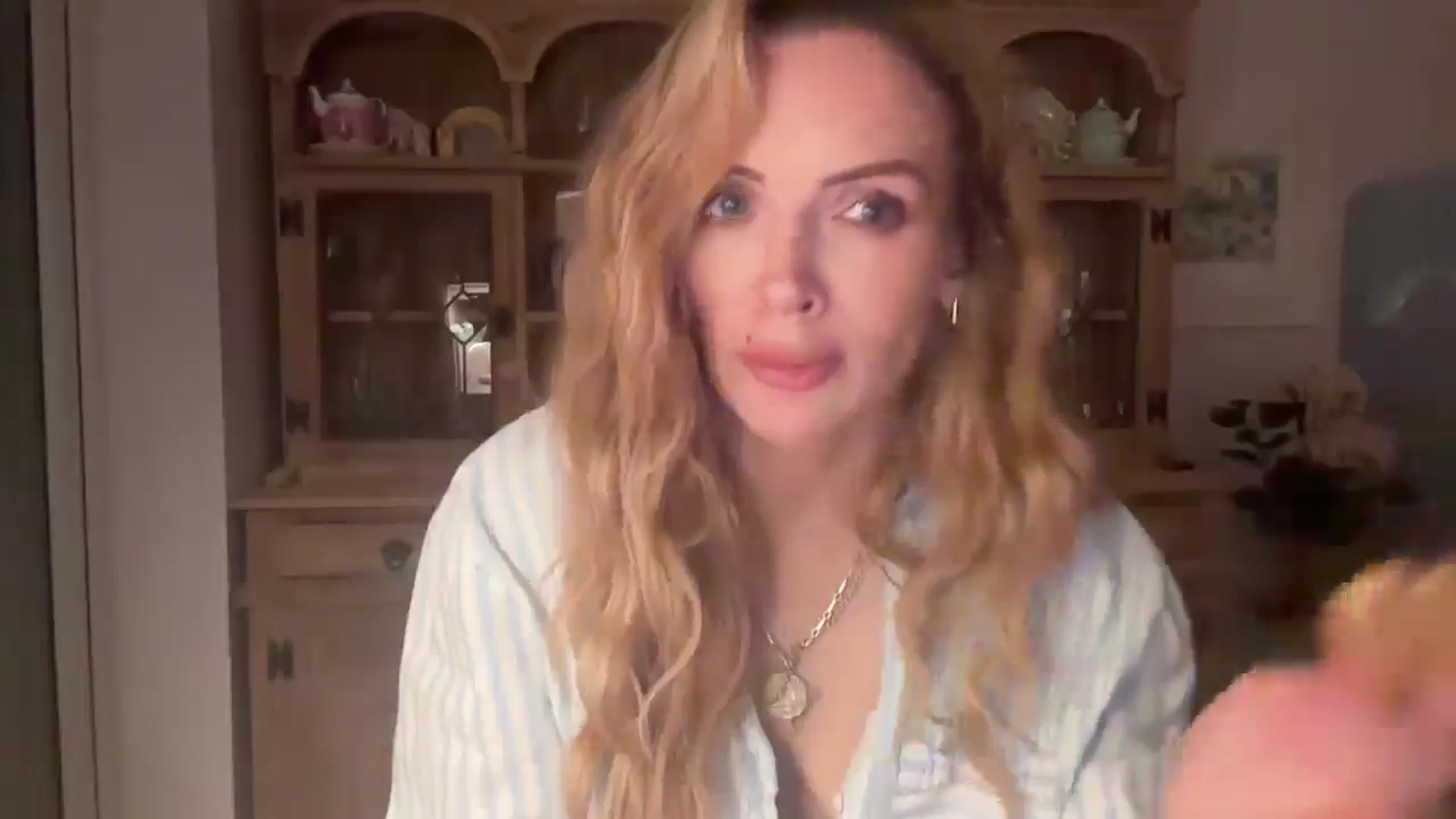 Gallery image thumbnail from Courtney's myfreecams stream on, 07/28/2025, 21:21 image 11 of 20