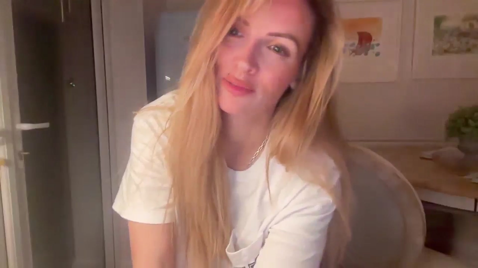 Gallery image thumbnail from Courtney's myfreecams stream on, 08/07/2025, 23:54 image 8 of 20