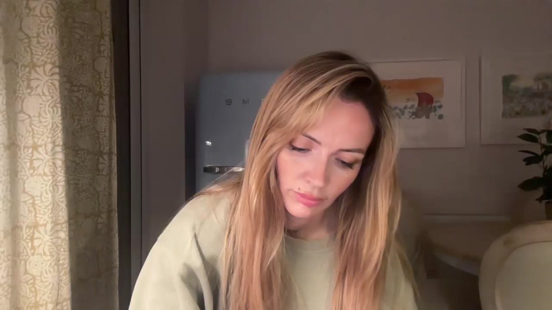 Gallery image thumbnail from Courtney's myfreecams stream on, 08/09/2025, 24:03 image 14 of 20