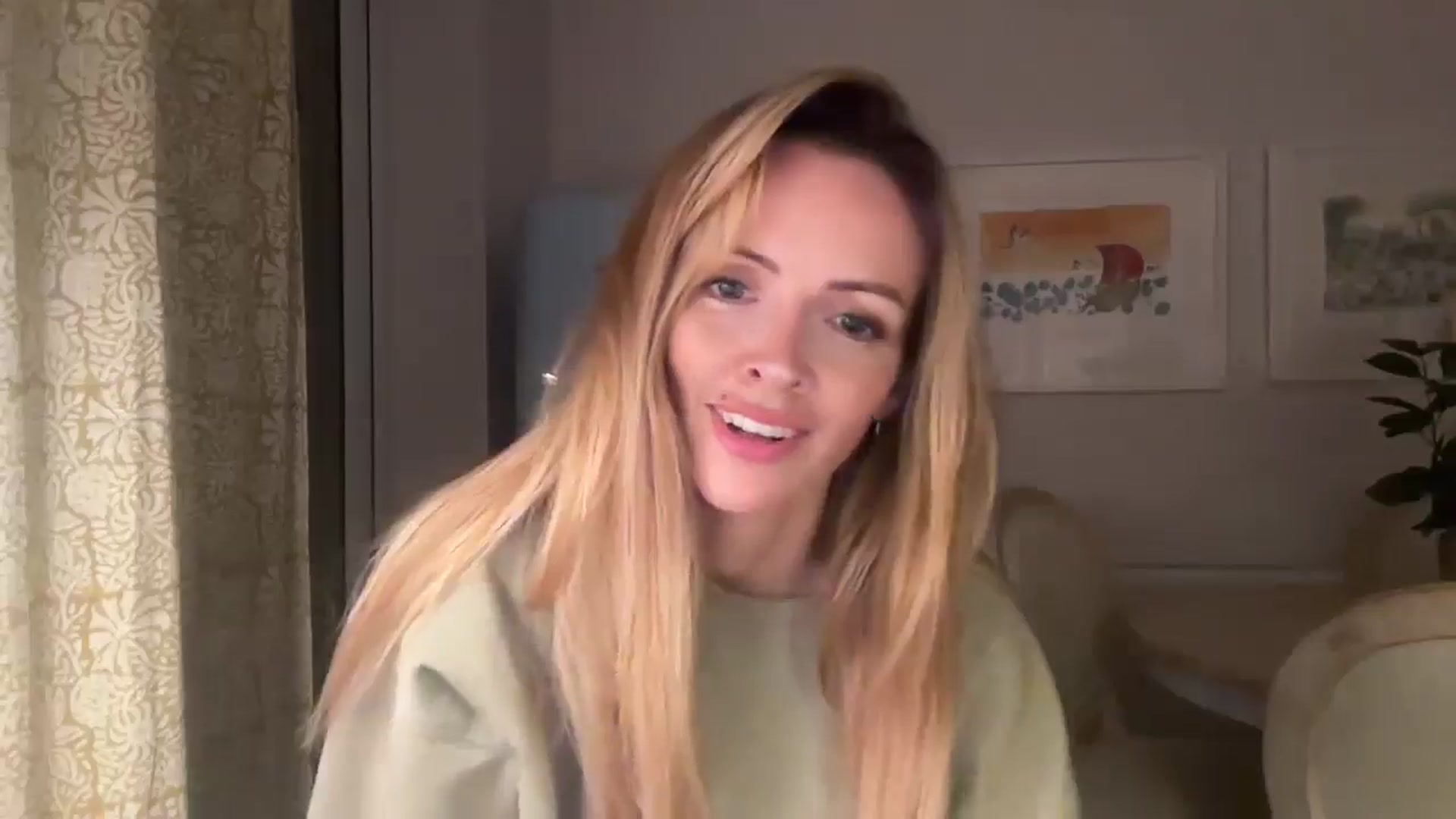 Gallery image thumbnail from Courtney's myfreecams stream on, 08/09/2025, 24:03 image 13 of 20