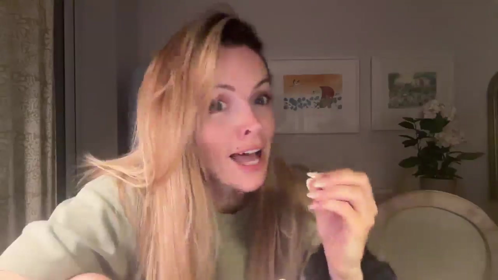 Gallery image thumbnail from Courtney's myfreecams stream on, 08/09/2025, 01:08 image 11 of 20