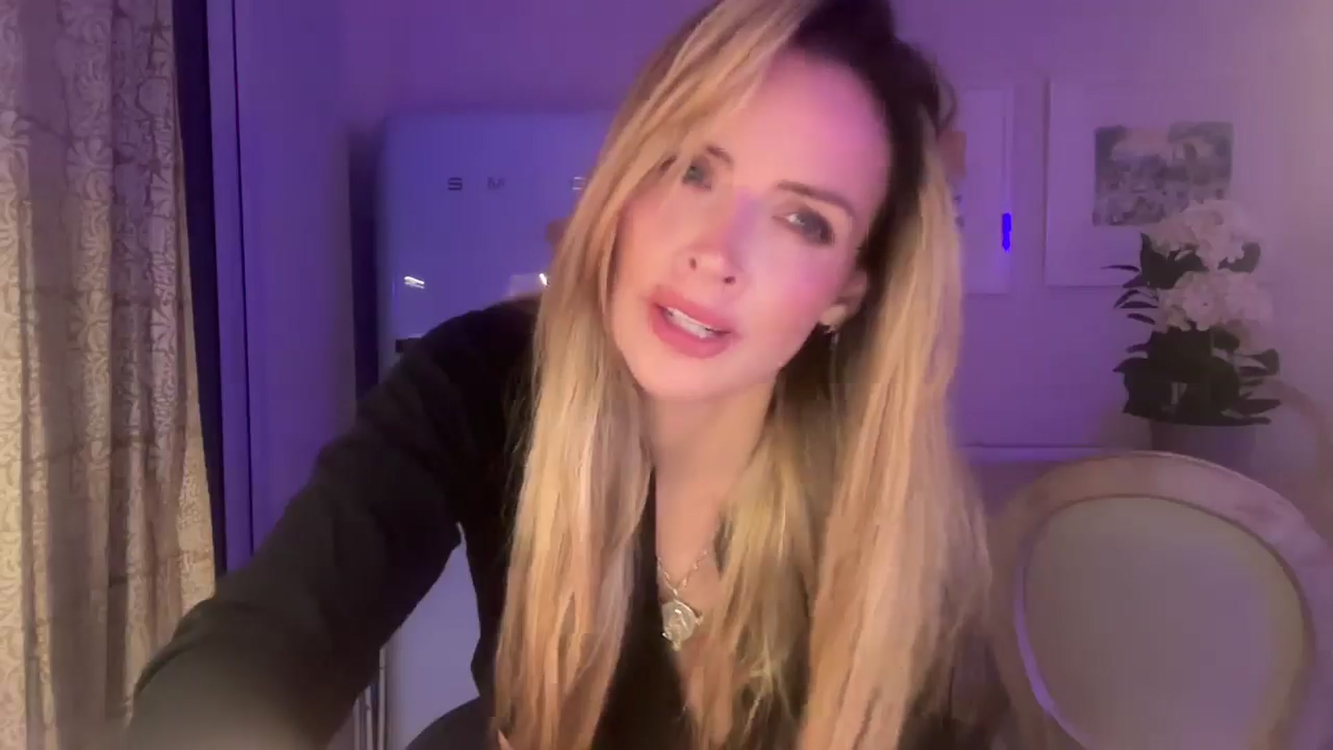 Gallery image thumbnail from Courtney's myfreecams stream on, 08/18/2025, 24:14 image 10 of 20