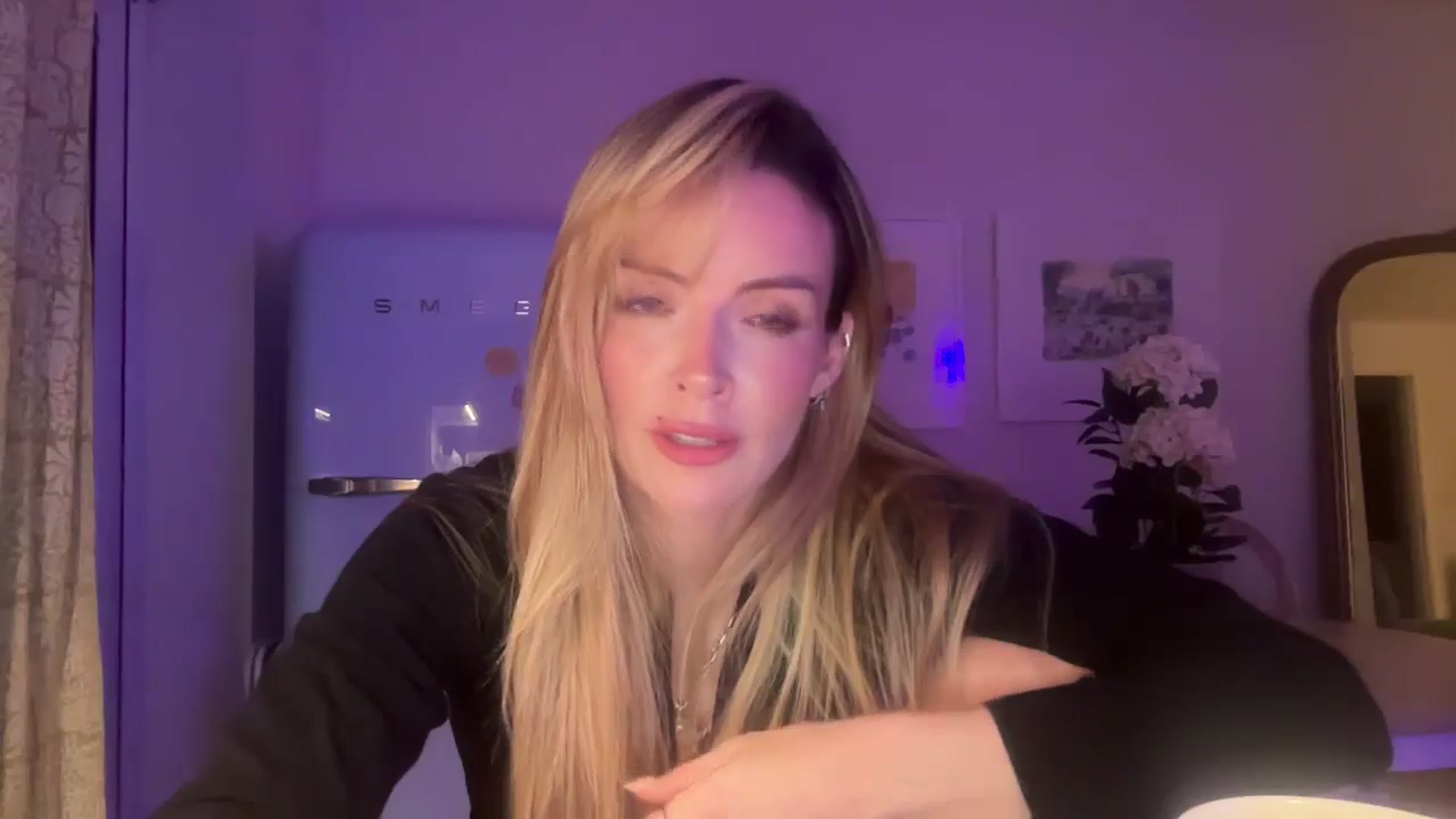 Gallery image thumbnail from Courtney's myfreecams stream on, 08/18/2025, 24:14 image 14 of 20