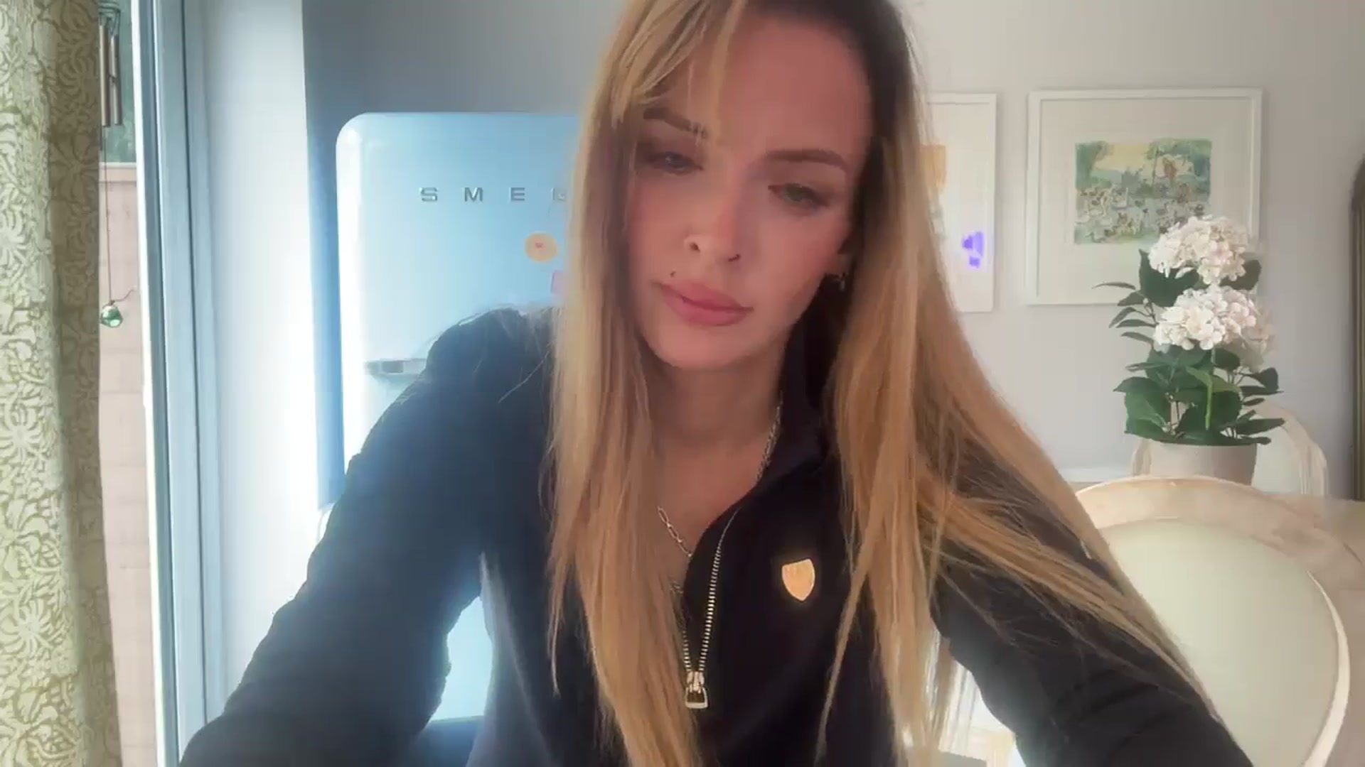 Gallery image thumbnail from Courtney's myfreecams stream on, 08/18/2025, 10:27 image 13 of 20