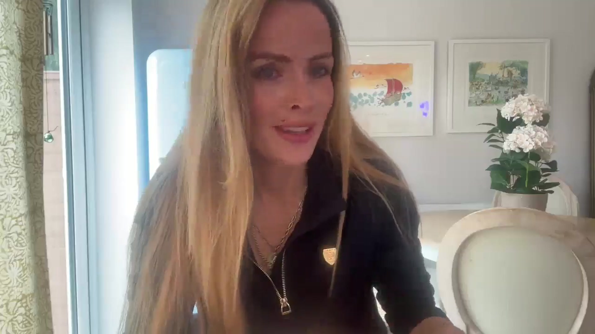 Gallery image thumbnail from Courtney's myfreecams stream on, 08/18/2025, 10:27 image 6 of 20