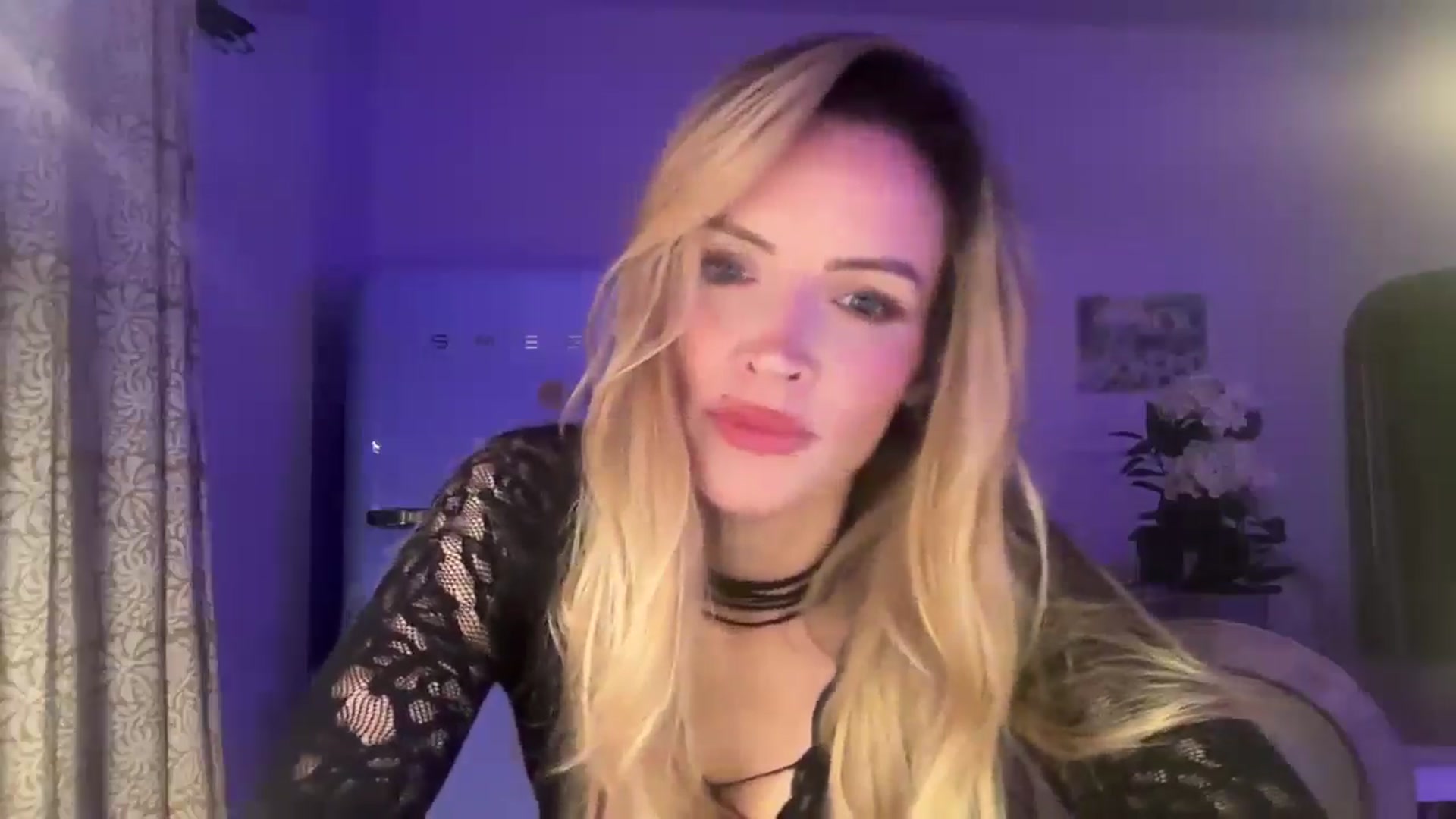 Gallery image thumbnail from Courtney's myfreecams stream on, 08/18/2025, 22:02 image 19 of 20