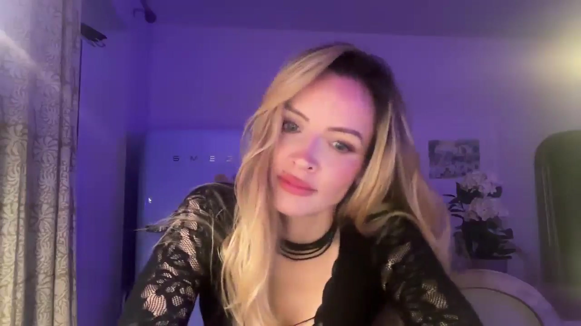 Gallery image thumbnail from Courtney's myfreecams stream on, 08/18/2025, 22:02 image 14 of 20