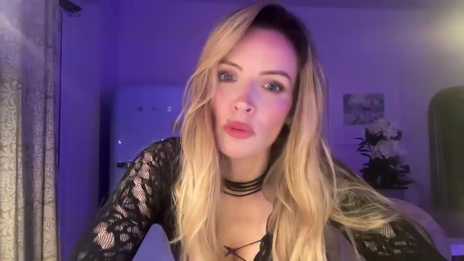 Gallery image thumbnail from Courtney's myfreecams stream on, 08/18/2025, 22:02 image 18 of 20